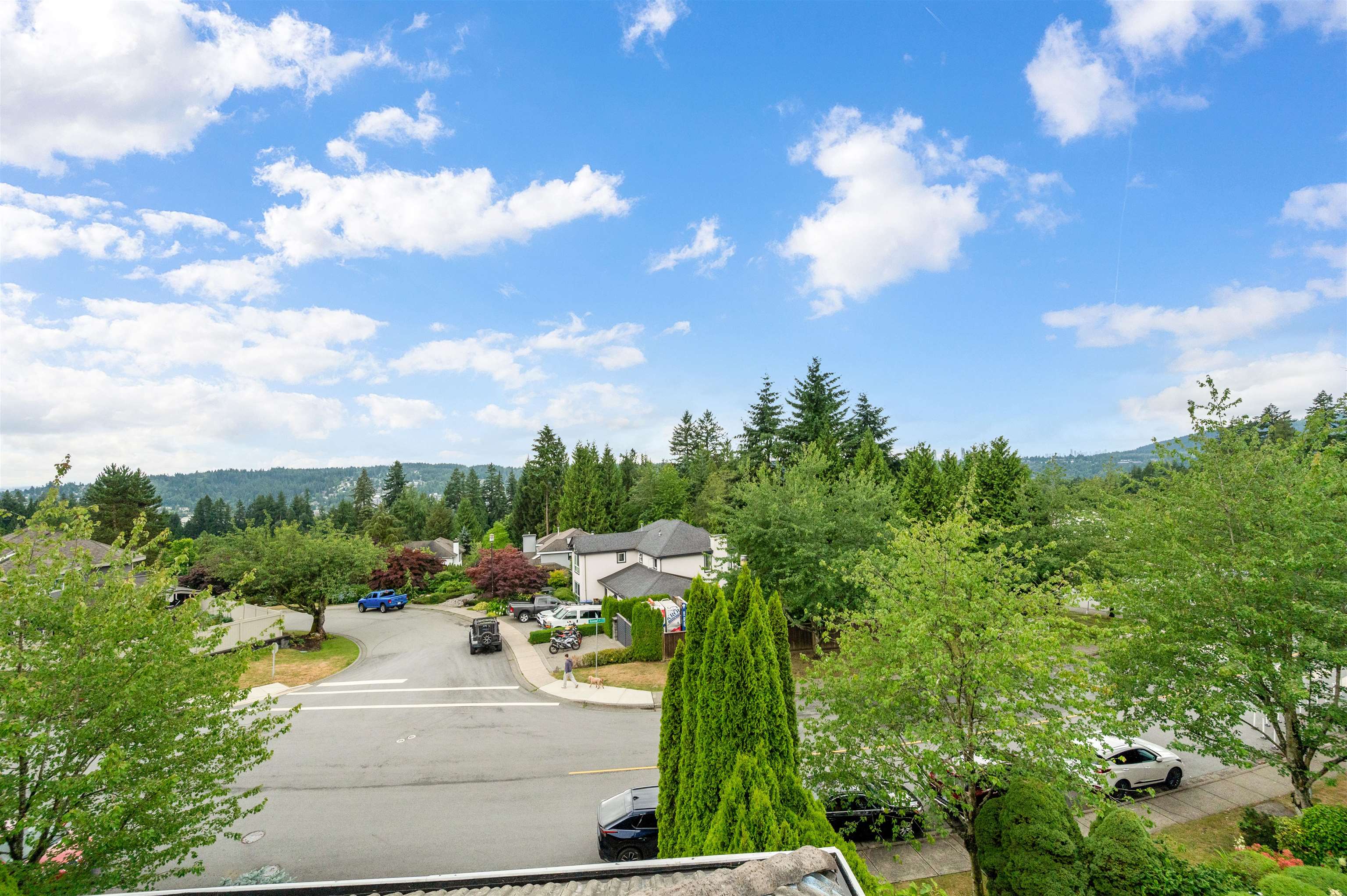 116 RAVINE DRIVE