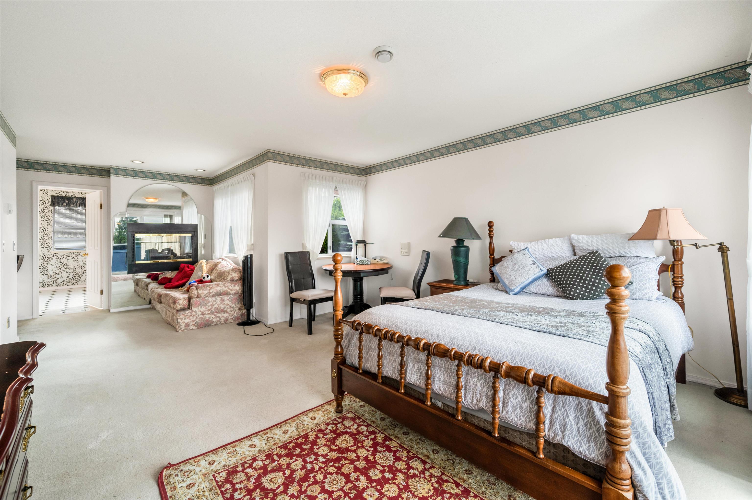 116 RAVINE DRIVE
