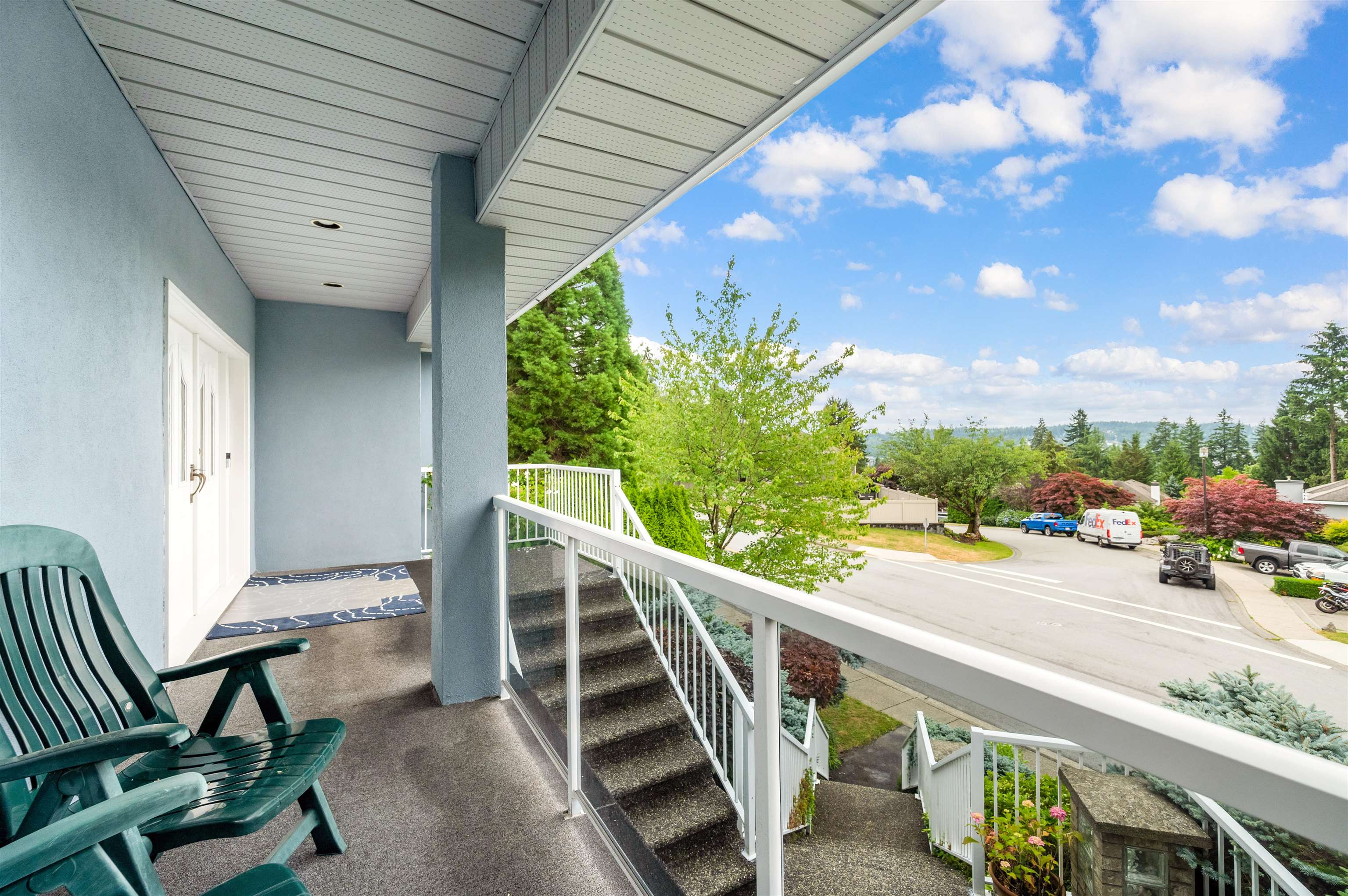 116 RAVINE DRIVE