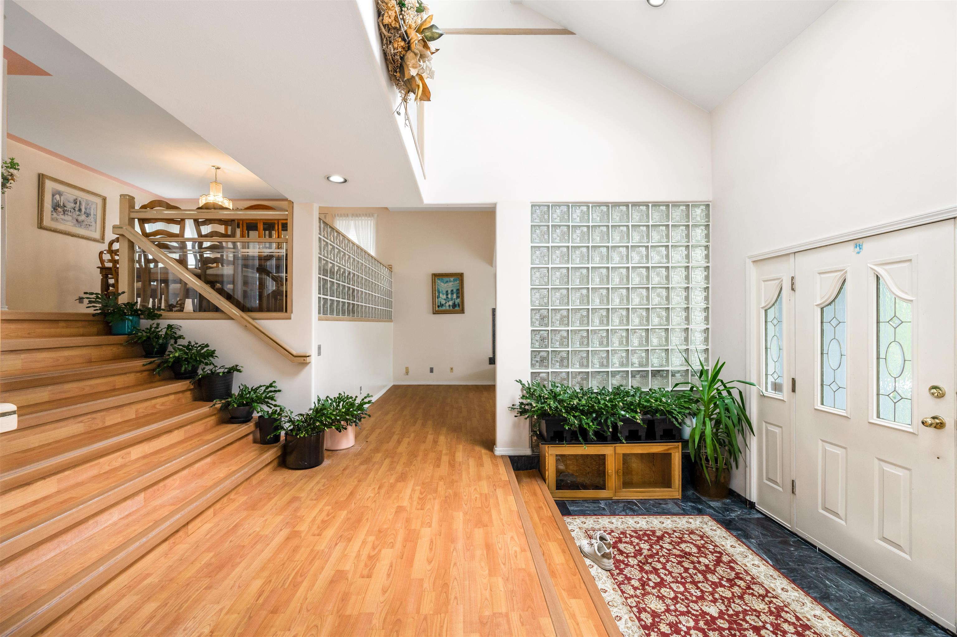 116 RAVINE DRIVE