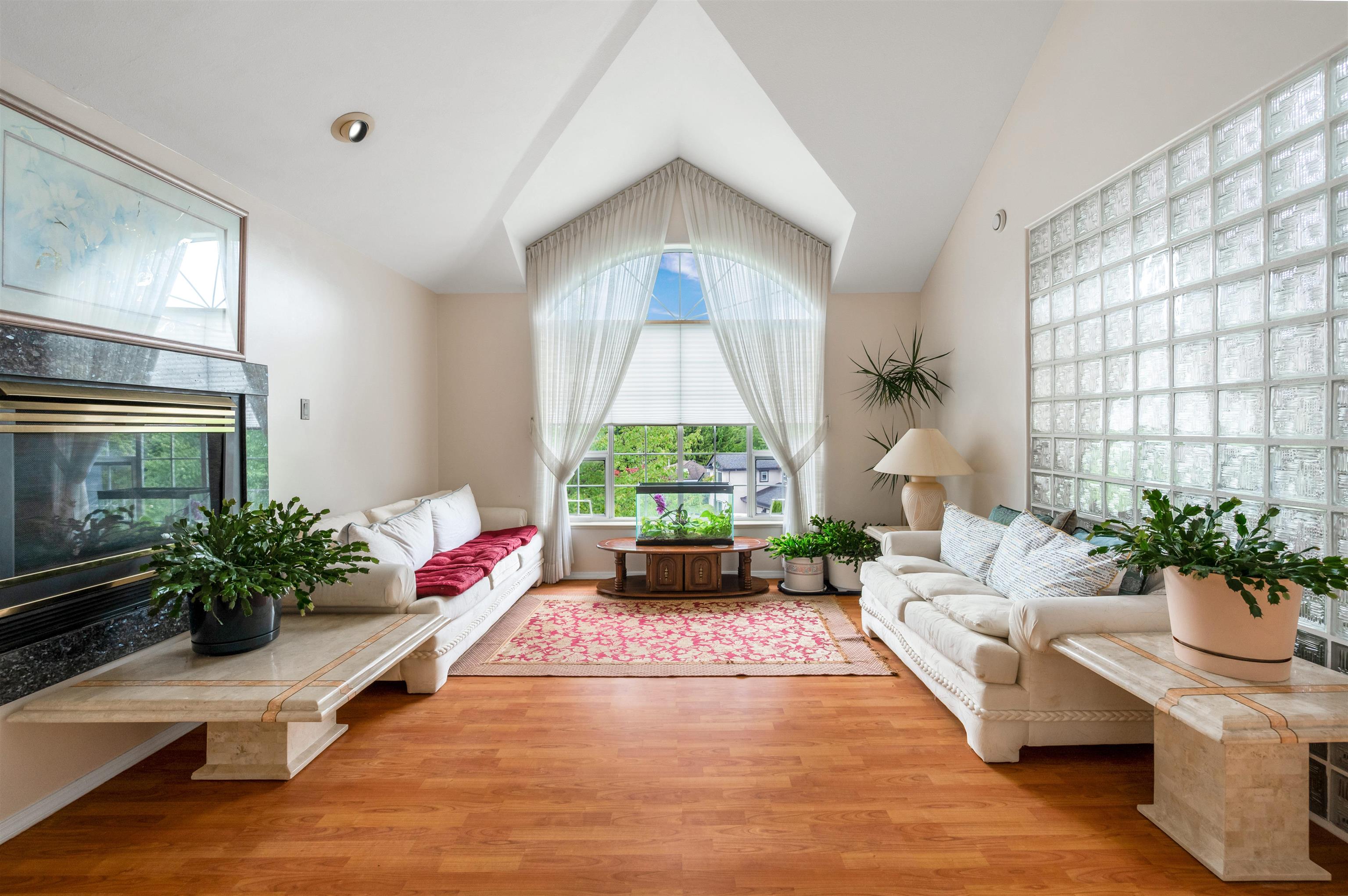 116 RAVINE DRIVE