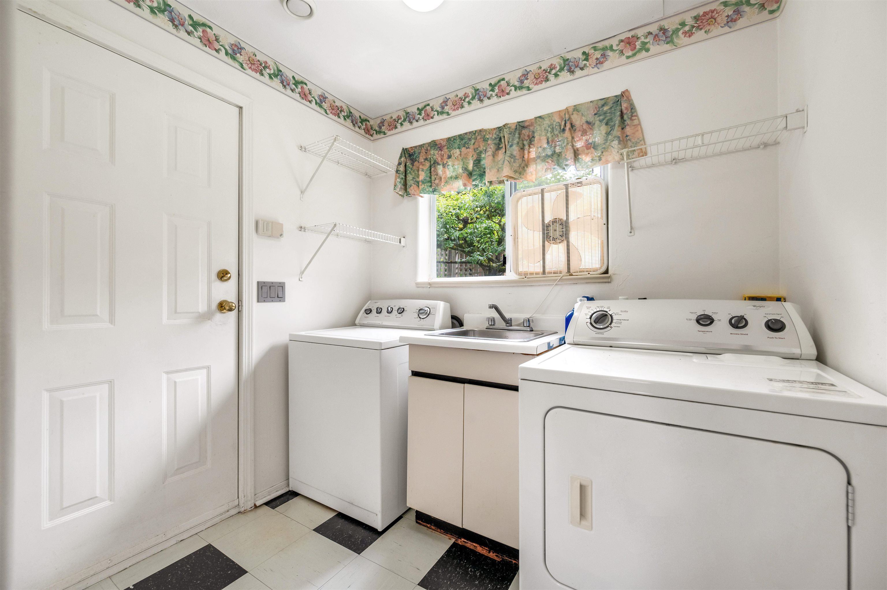 116 RAVINE DRIVE