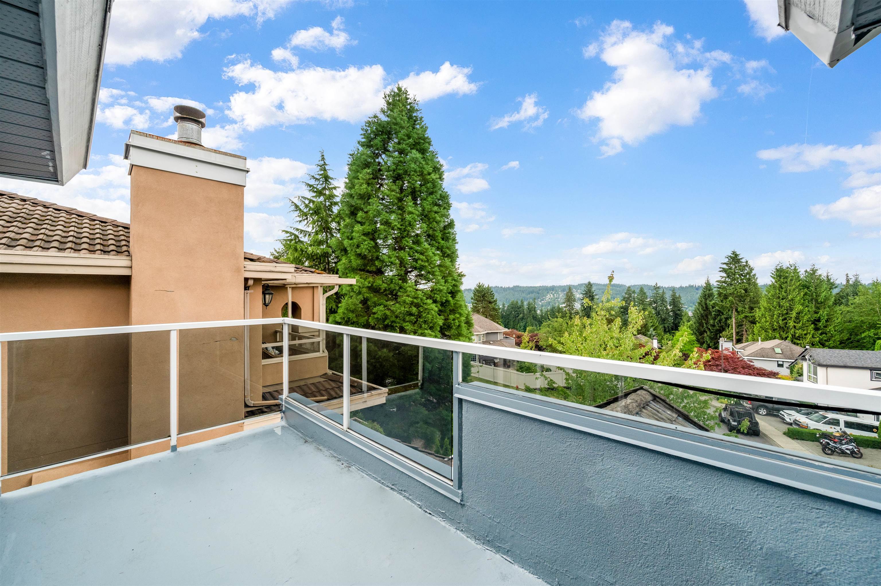 116 RAVINE DRIVE