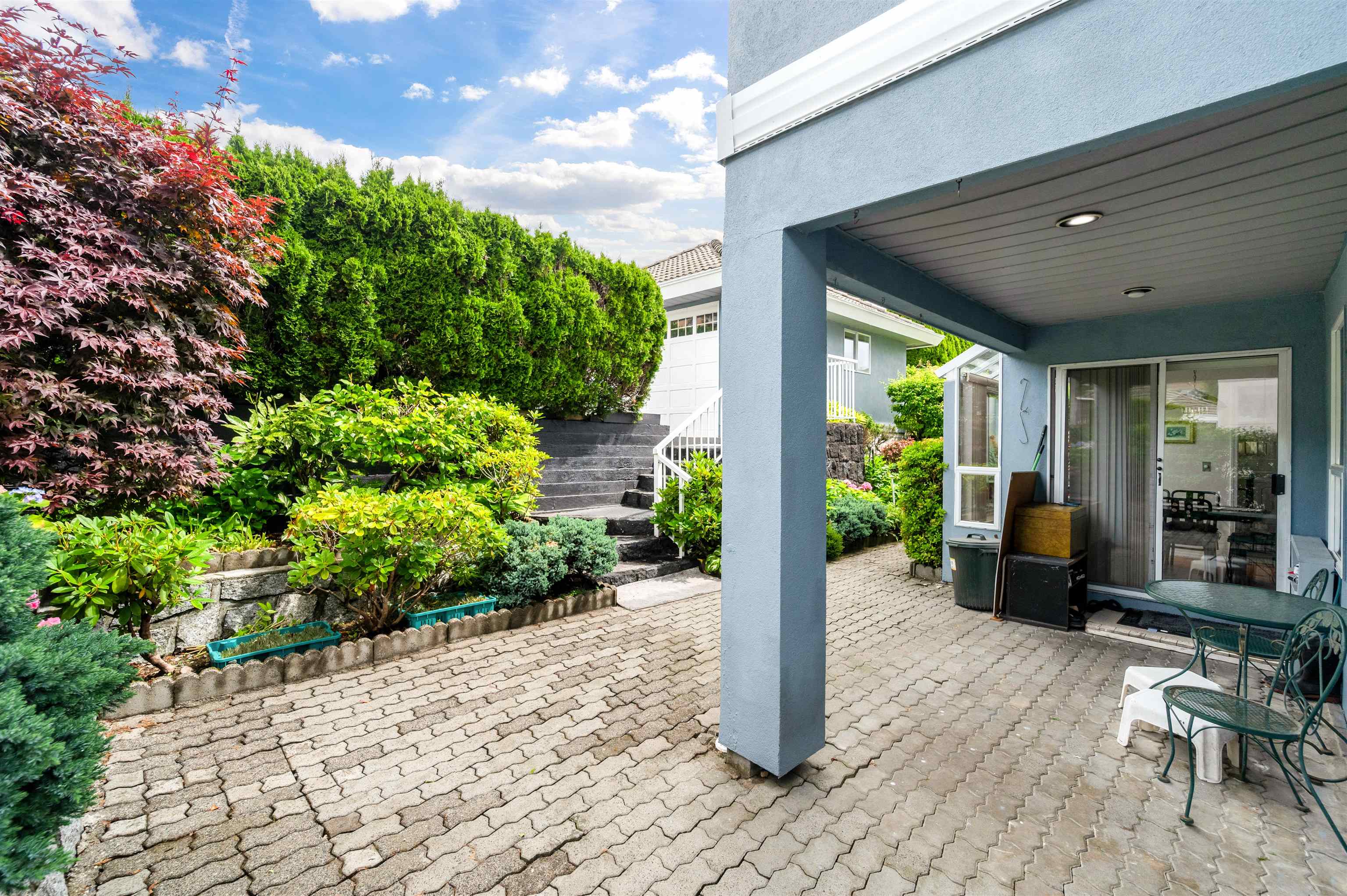 116 RAVINE DRIVE