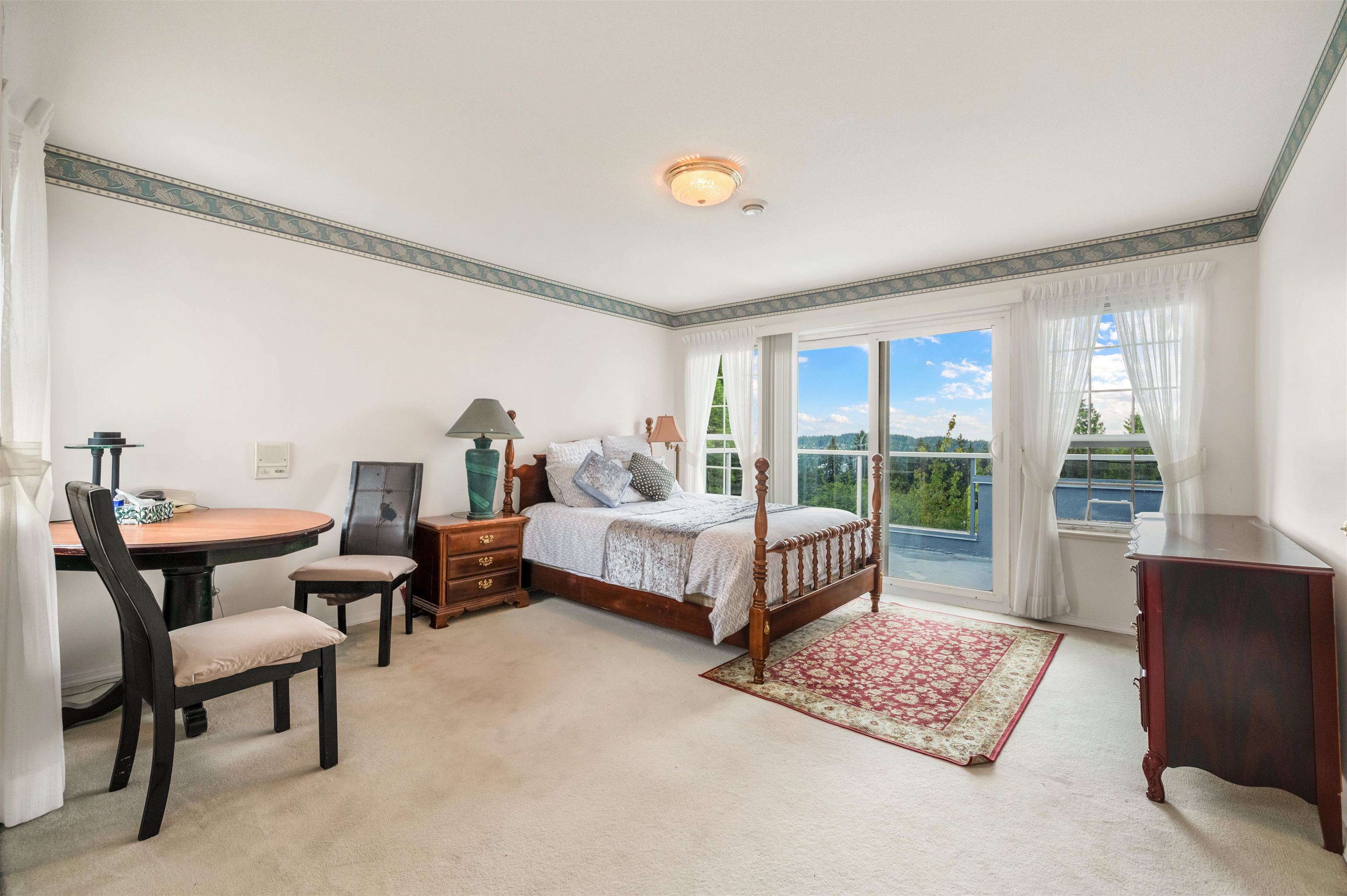 116 RAVINE DRIVE