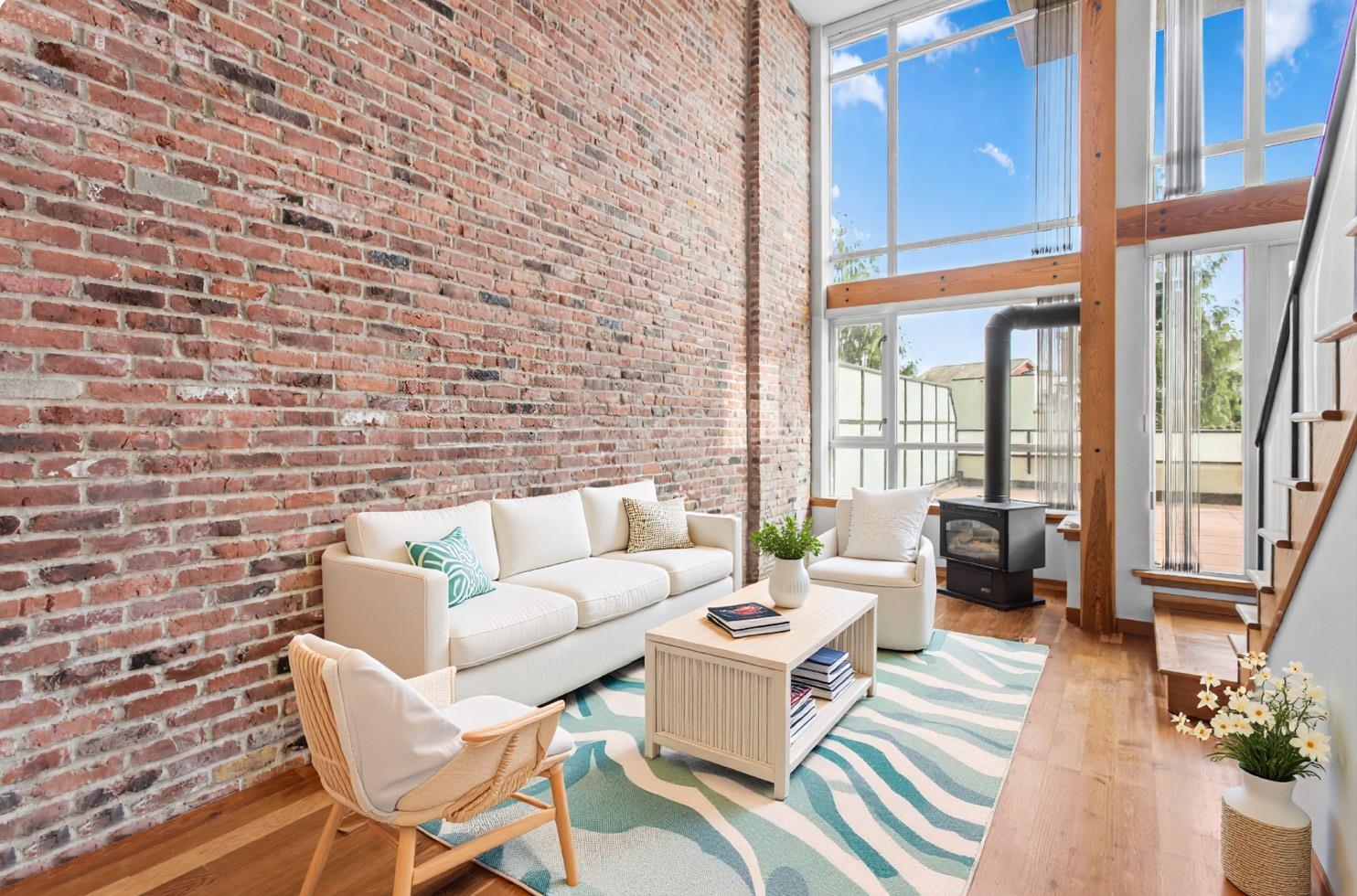217 10 RENAISSANCE SQUARE