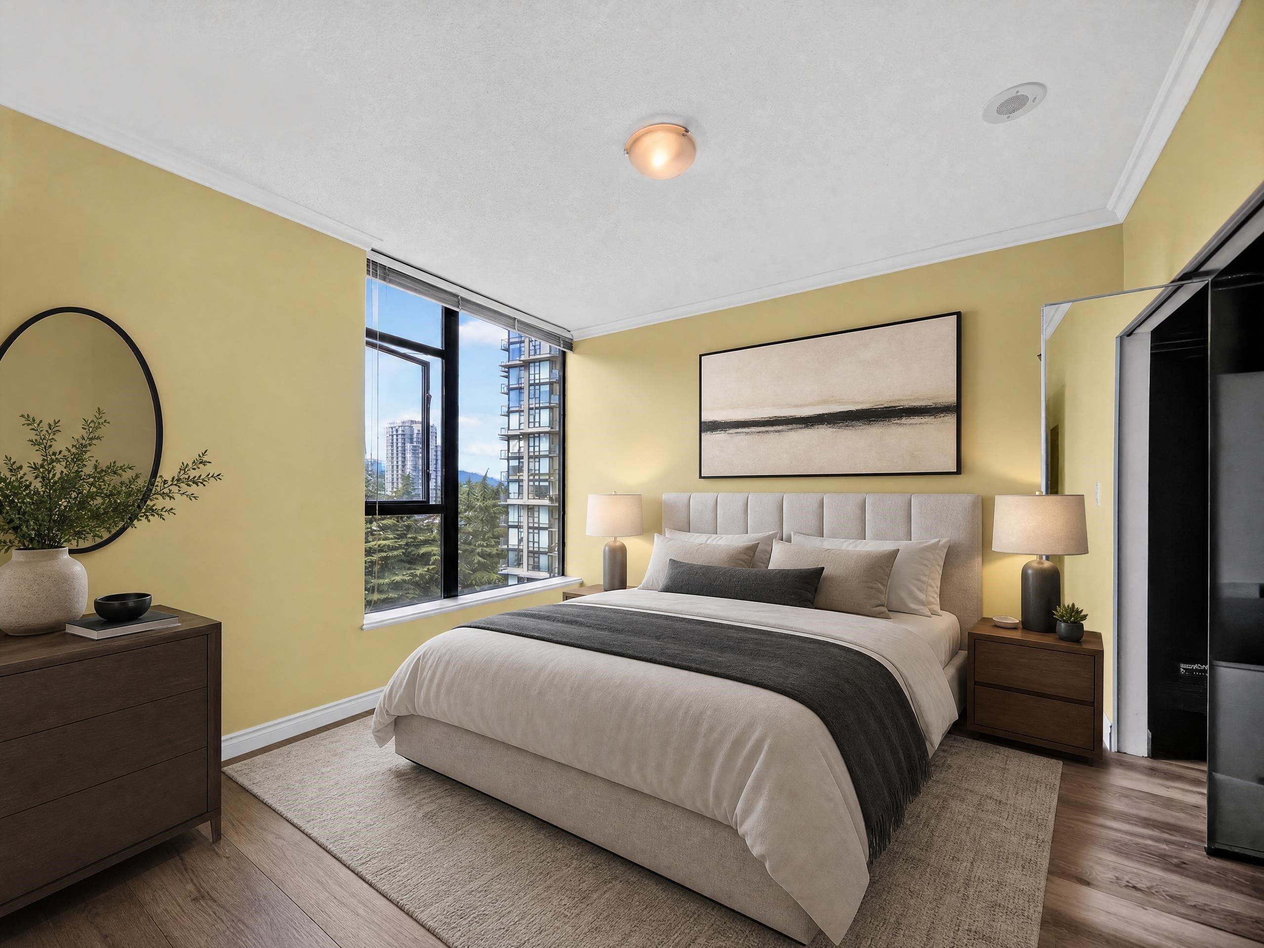 1101 11 E ROYAL AVENUE