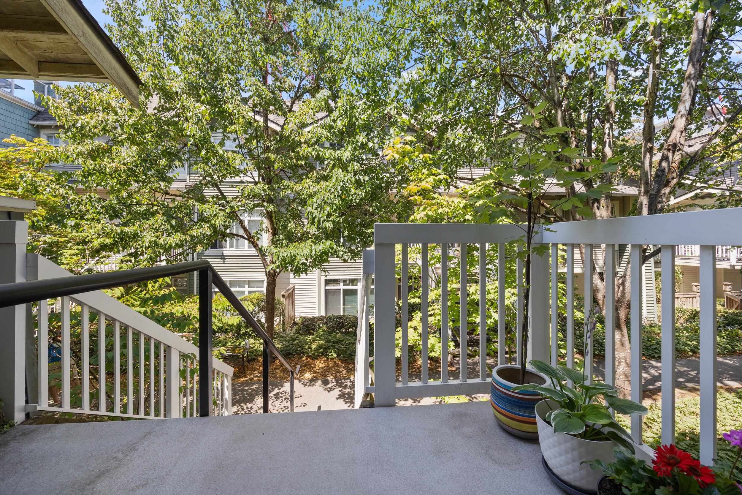 10 7428 SOUTHWYNDE AVENUE