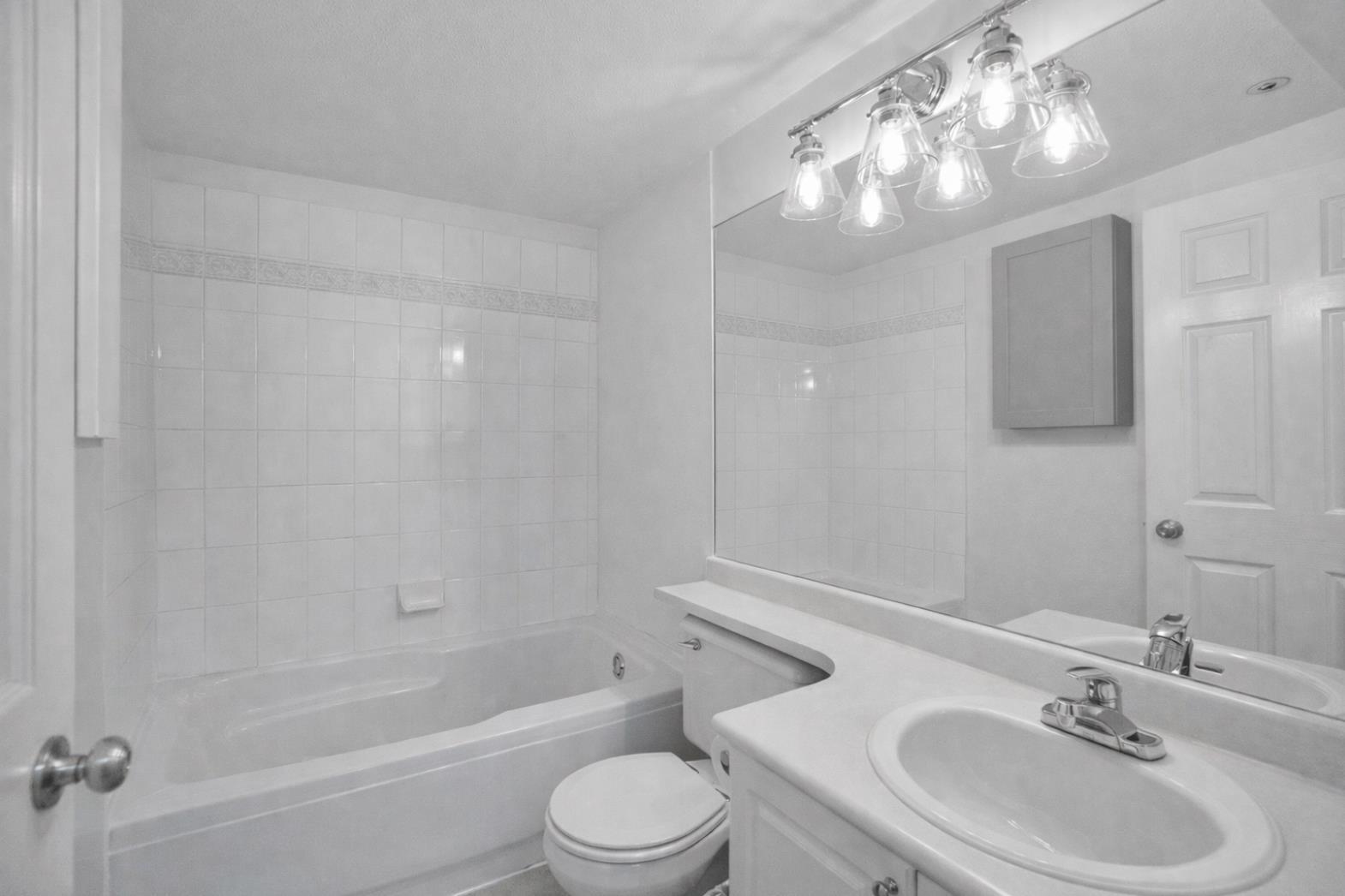 313 3085 PRIMROSE LANE