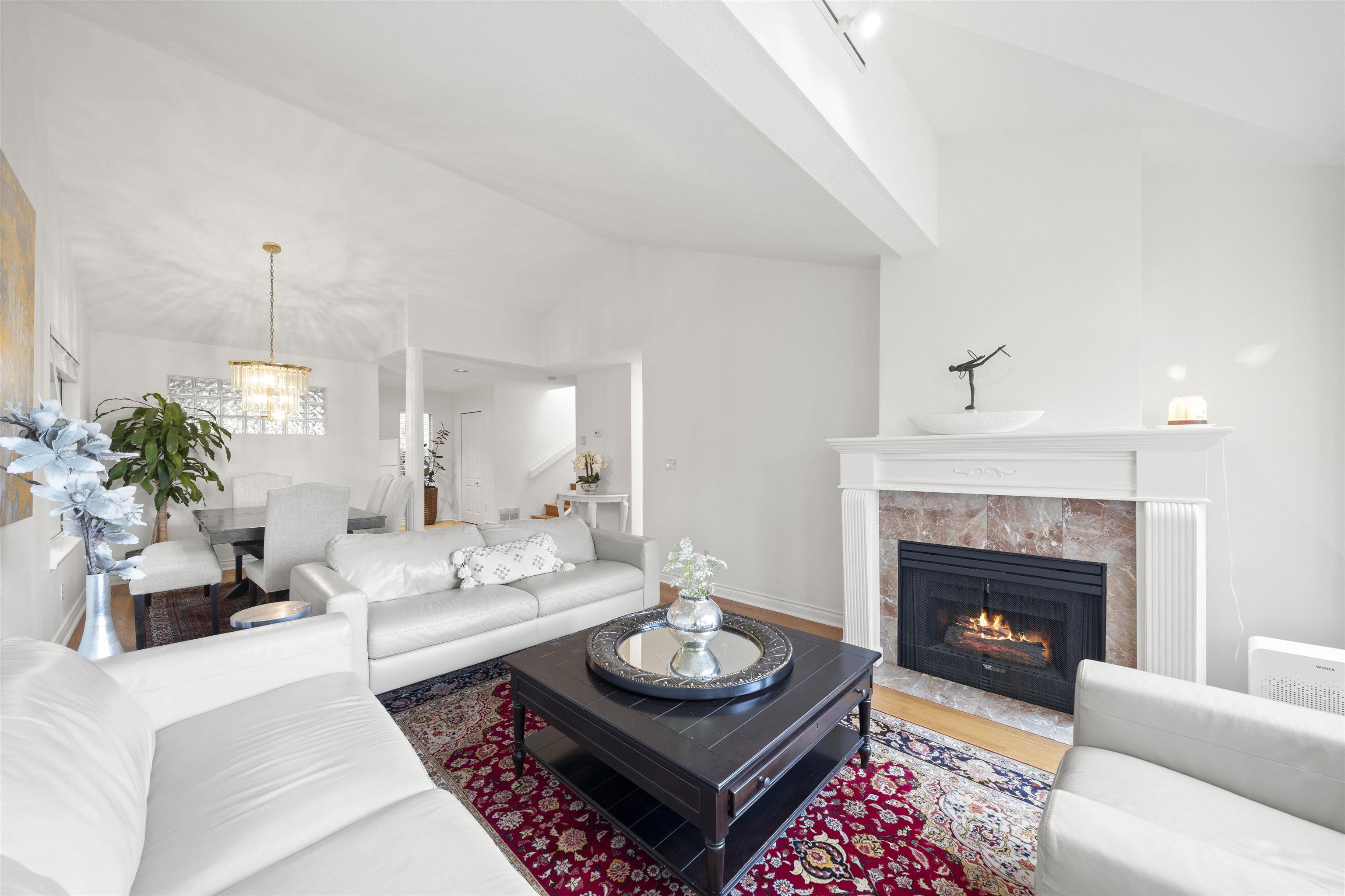 40 1238 EASTERN DRIVE