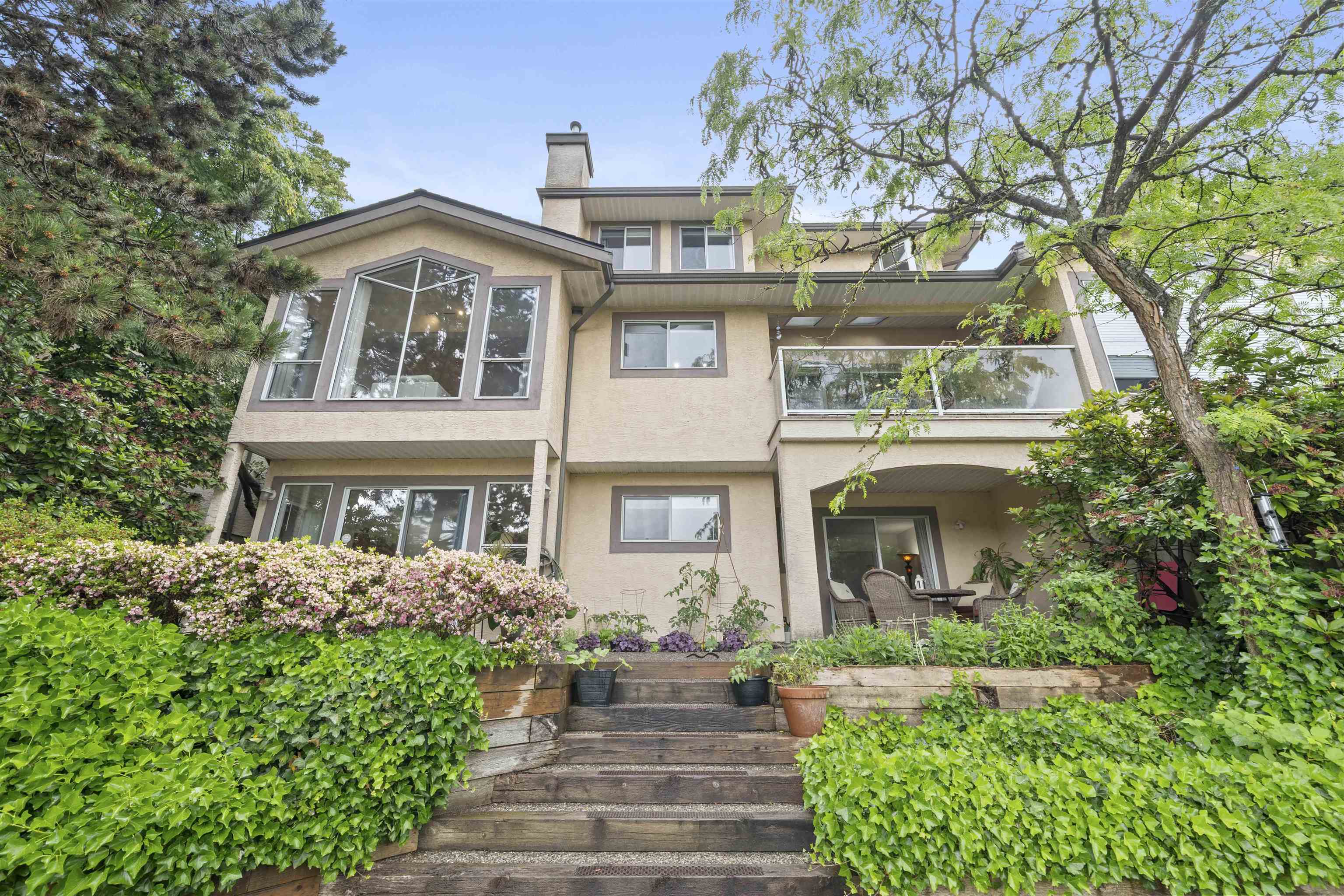 40 1238 EASTERN DRIVE