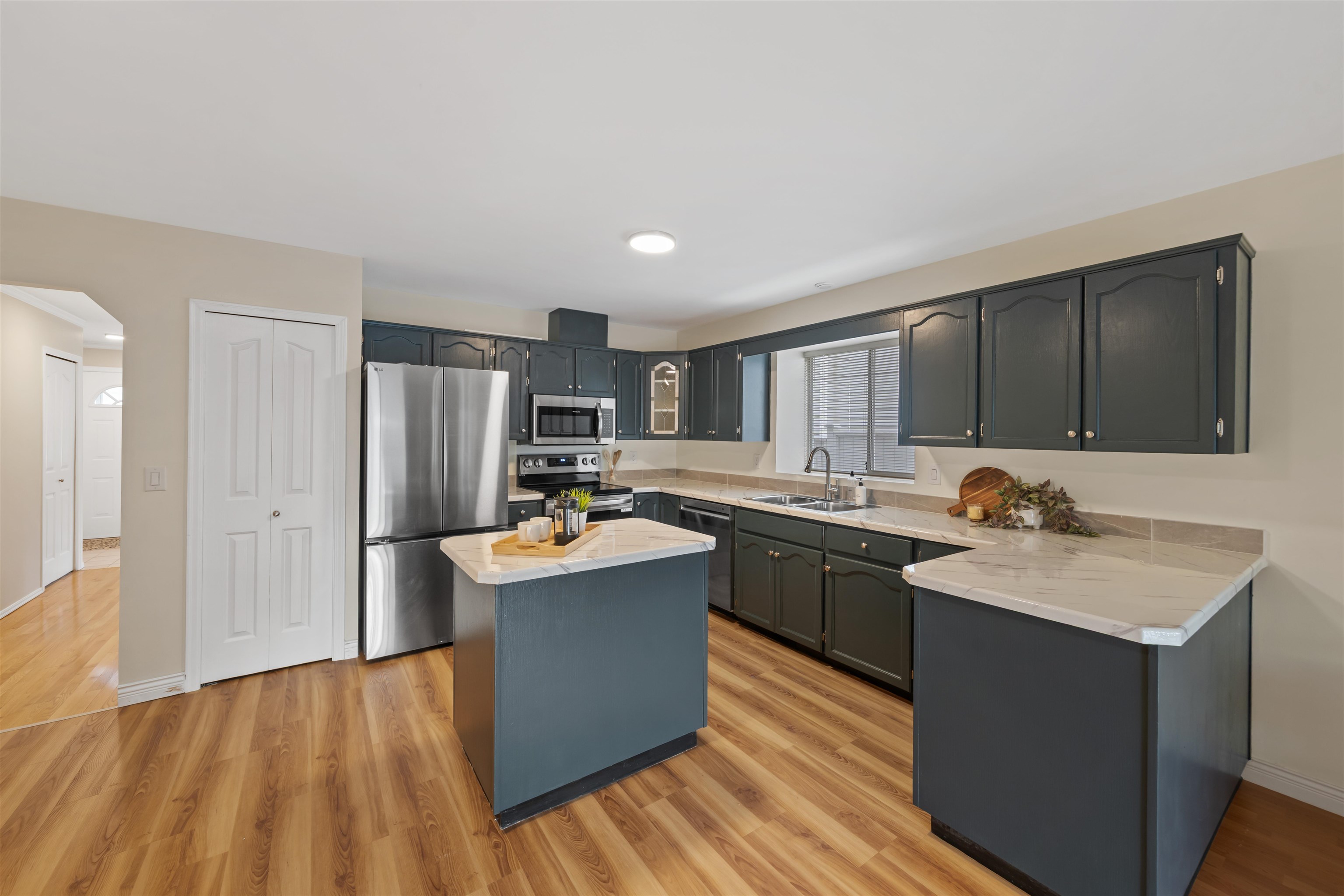 12309 193 STREET