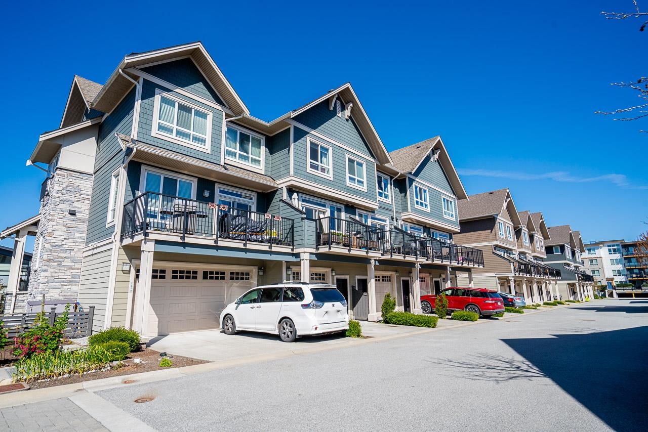 1894 OSPREY DRIVE
