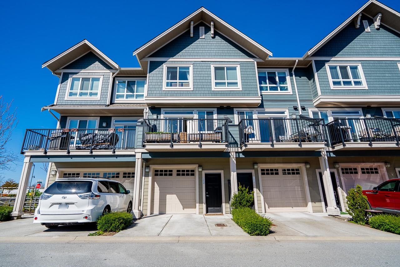 1894 OSPREY DRIVE