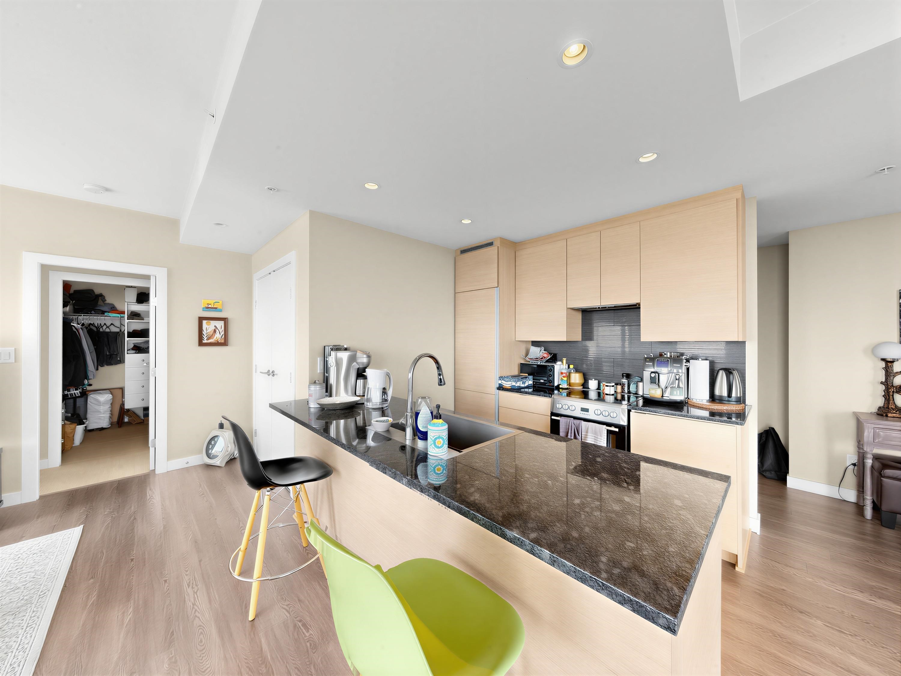 3702 488 SW MARINE DRIVE