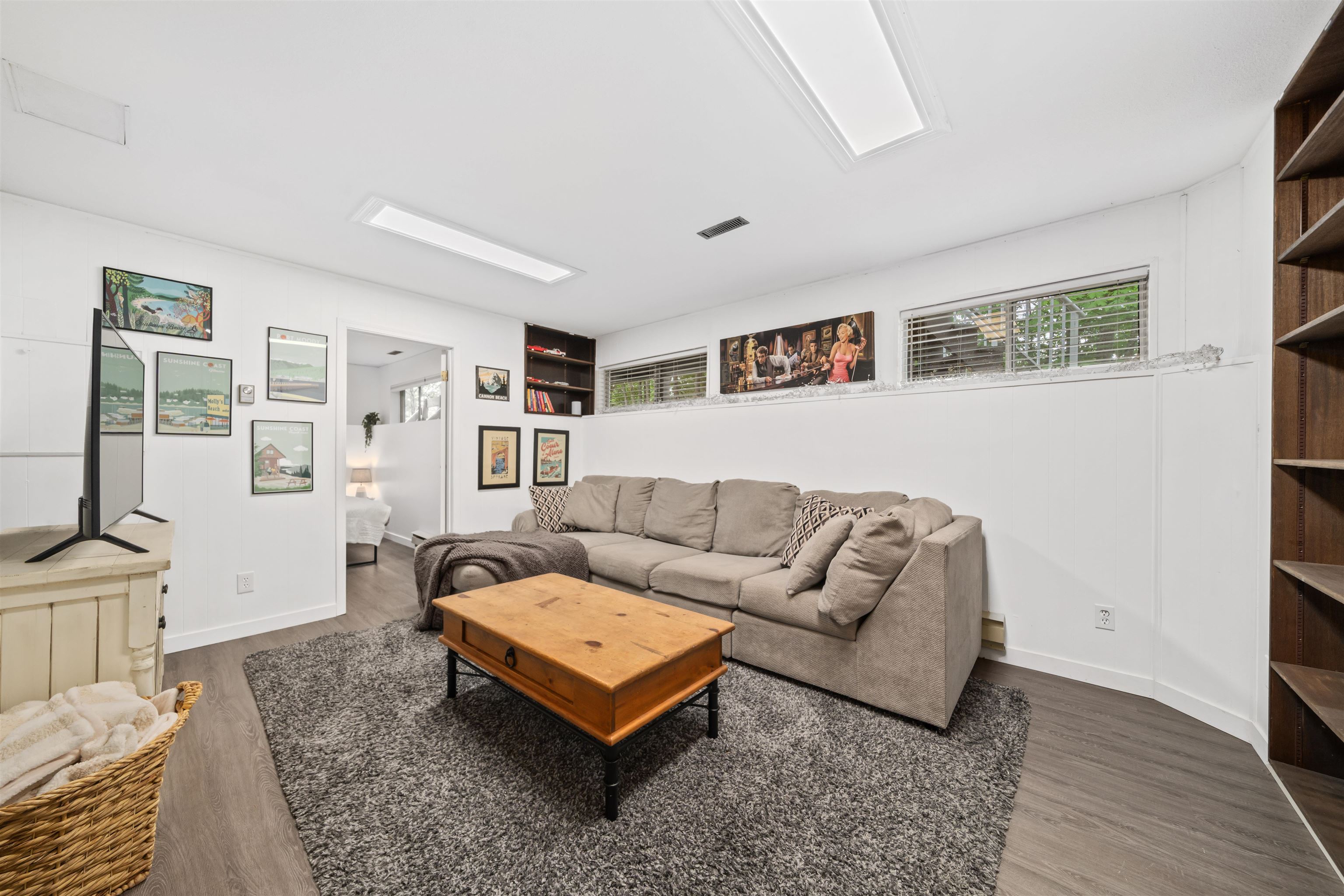 175 1140 CASTLE CRESCENT