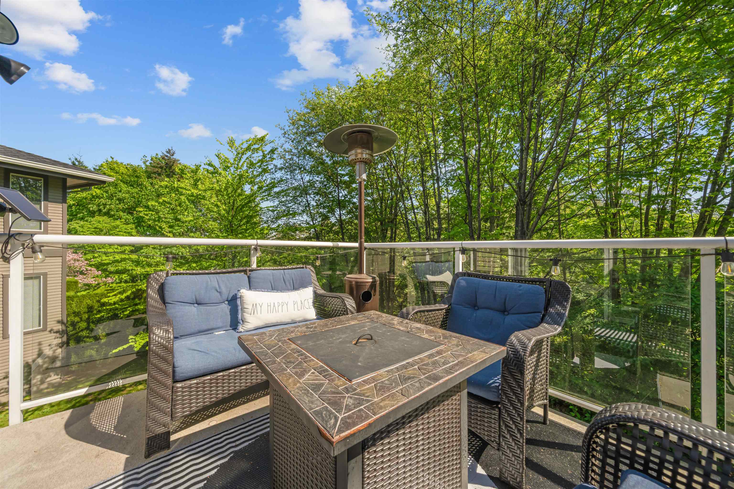 175 1140 CASTLE CRESCENT