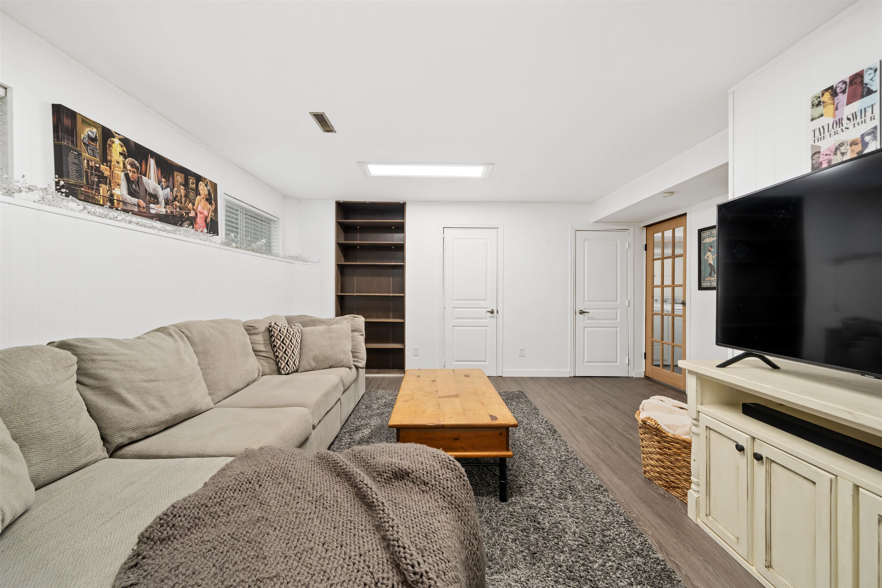 175 1140 CASTLE CRESCENT