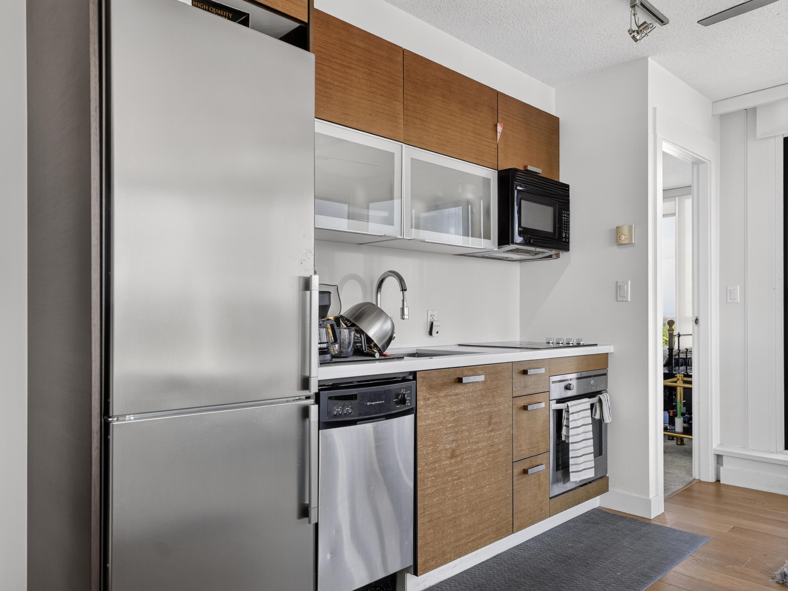 2302 10777 UNIVERSITY DRIVE