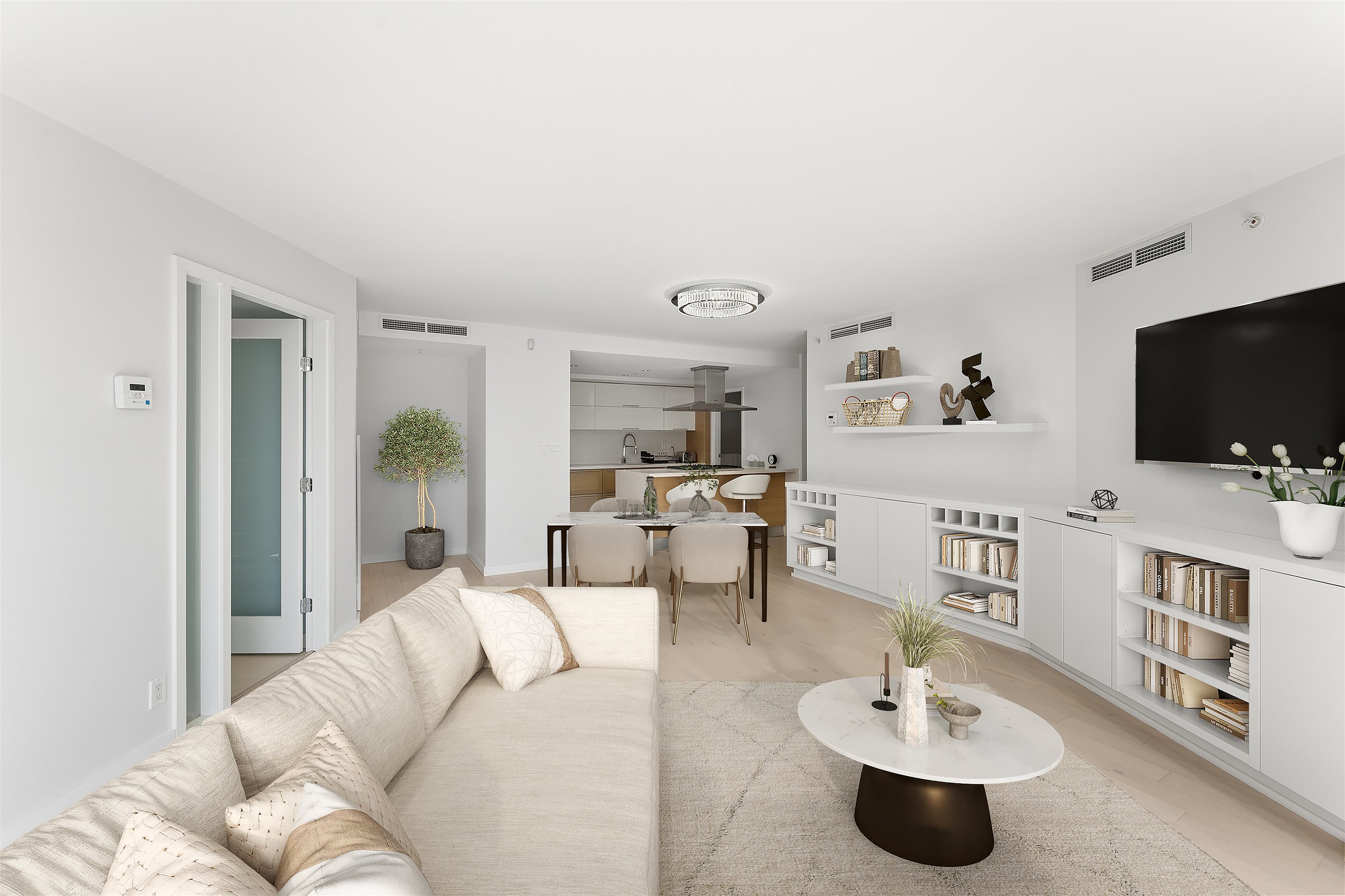 305 8 SMITHE MEWS