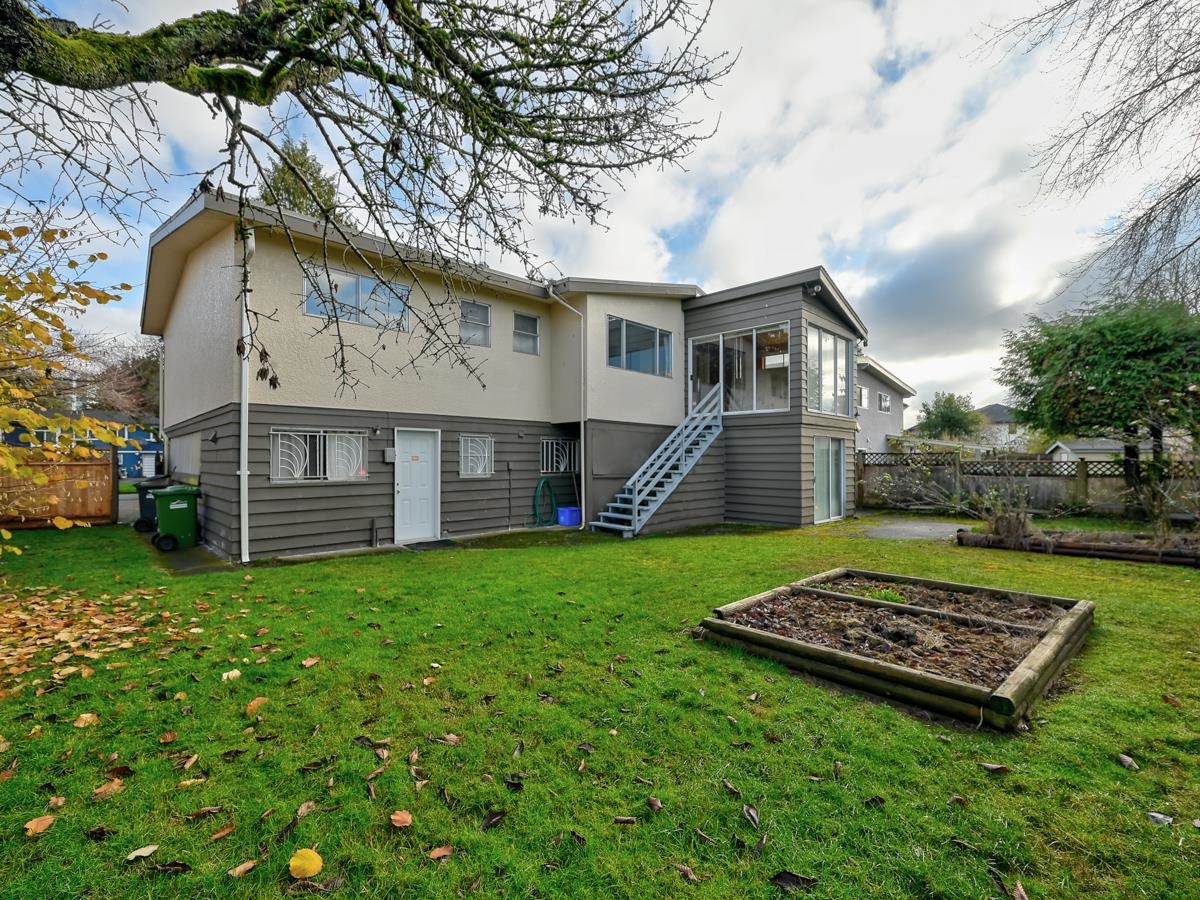 6031 ALTA COURT