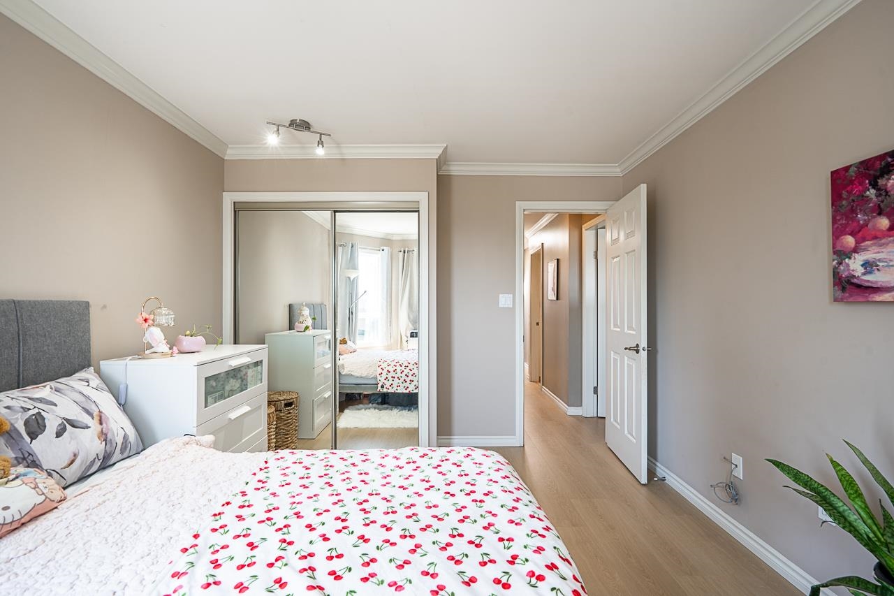 313 1830 E SOUTHMERE CRESCENT