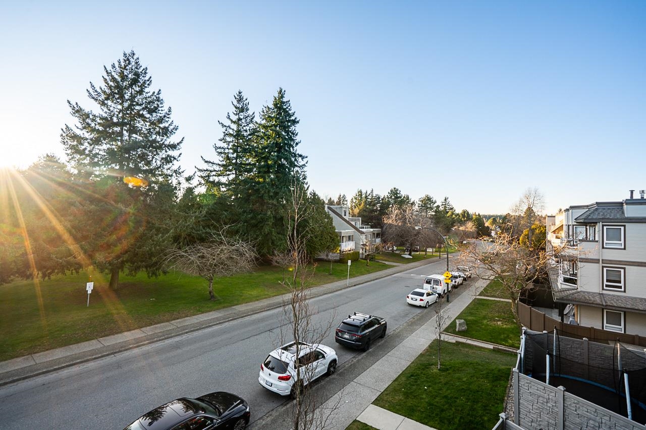 313 1830 E SOUTHMERE CRESCENT