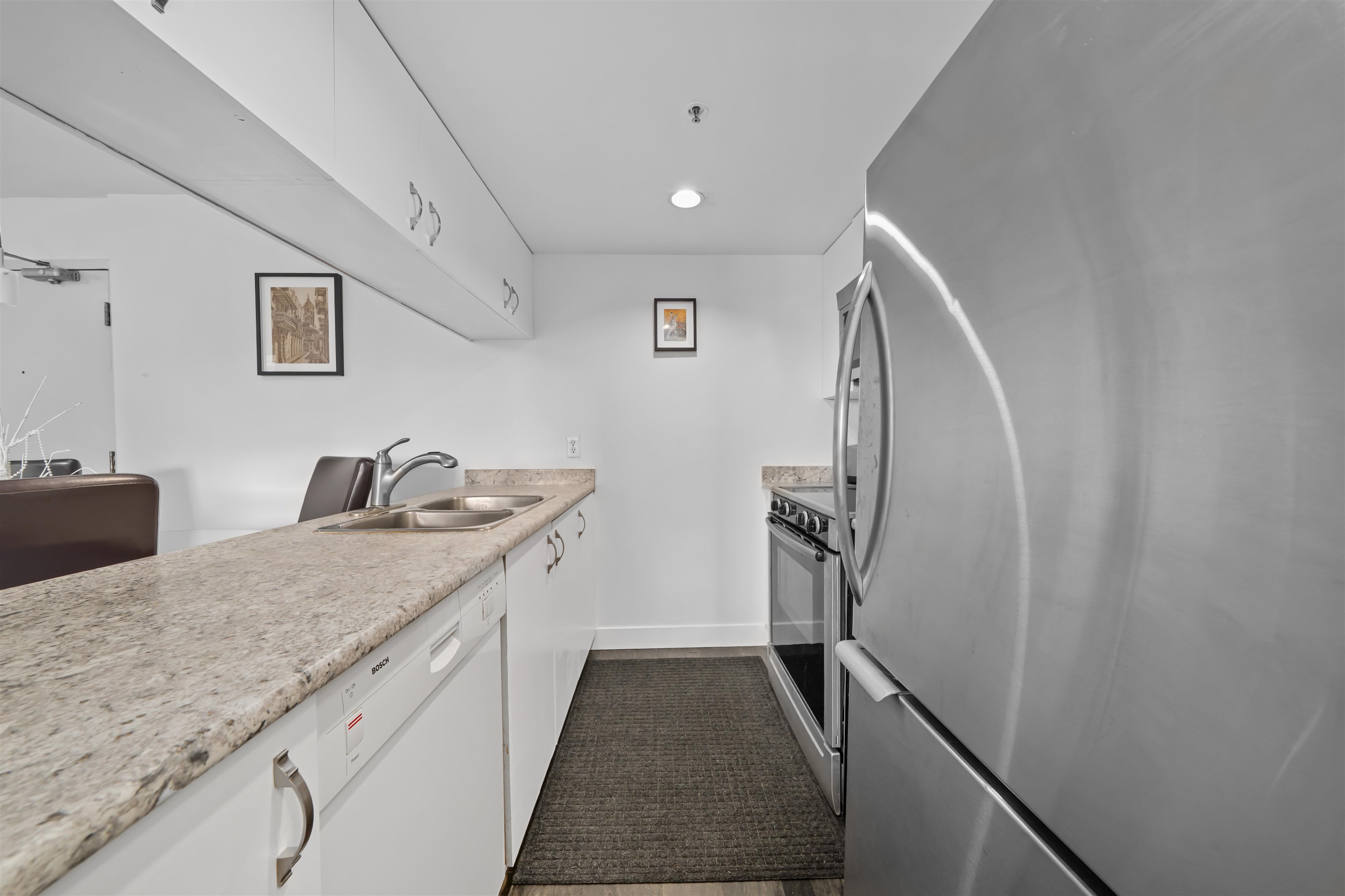 1908 1060 ALBERNI STREET