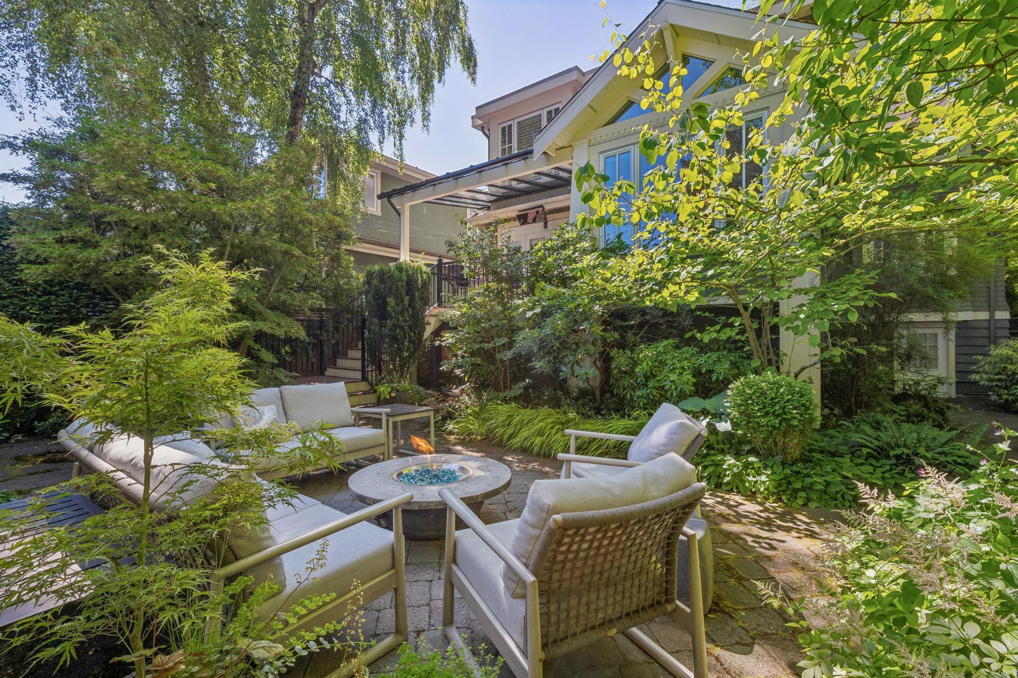 2997 W 38TH AVENUE