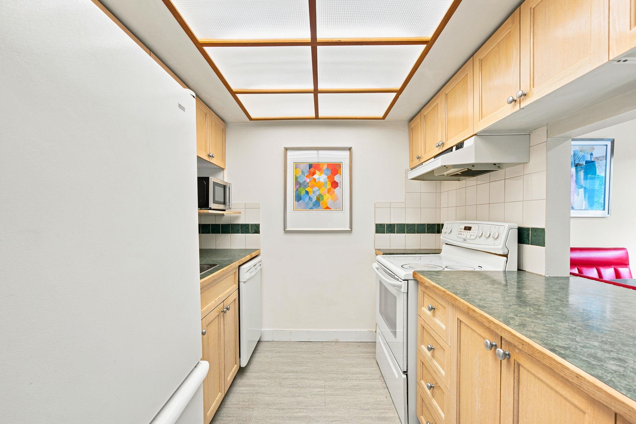 104 2181 PANORAMA DRIVE