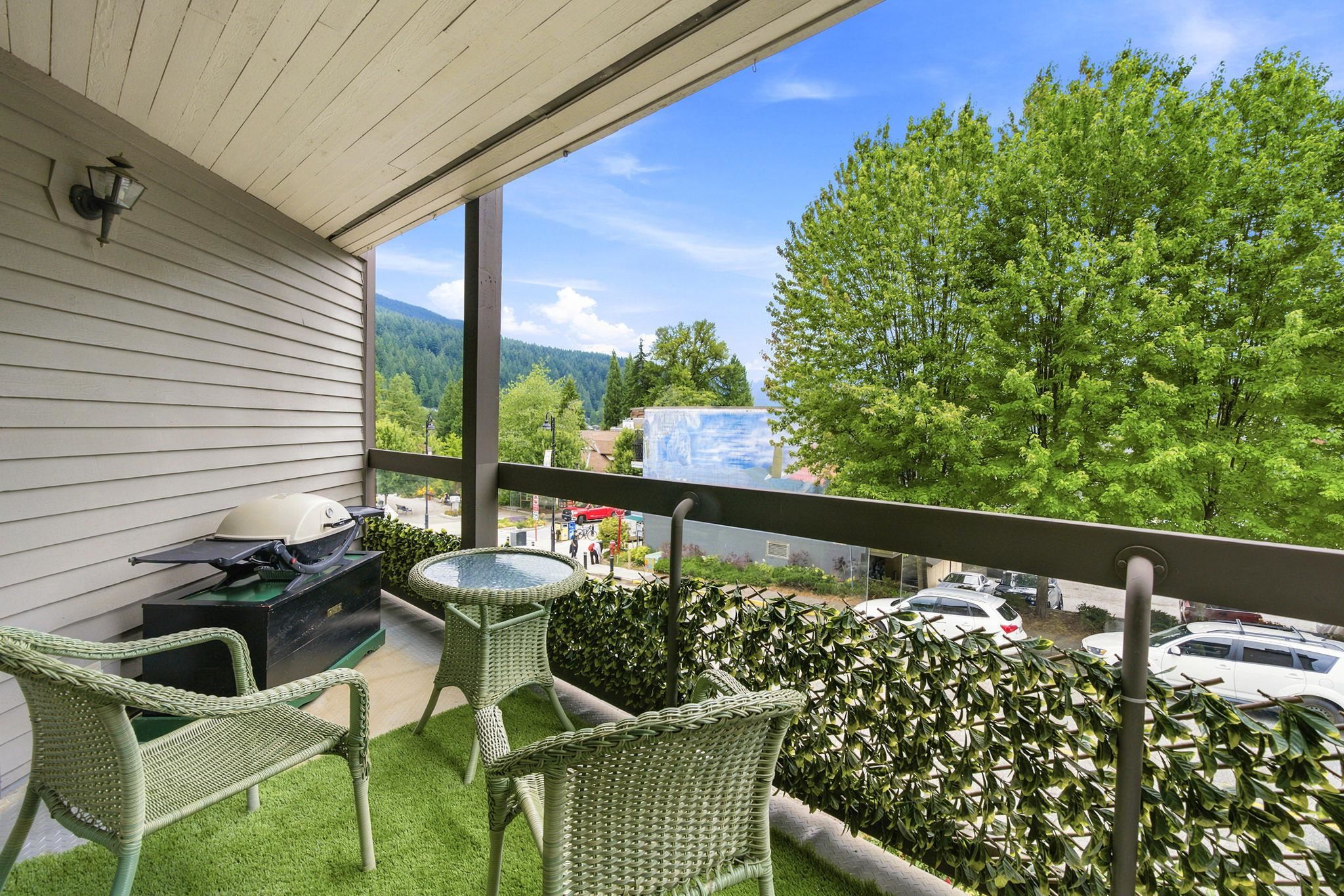 104 2181 PANORAMA DRIVE