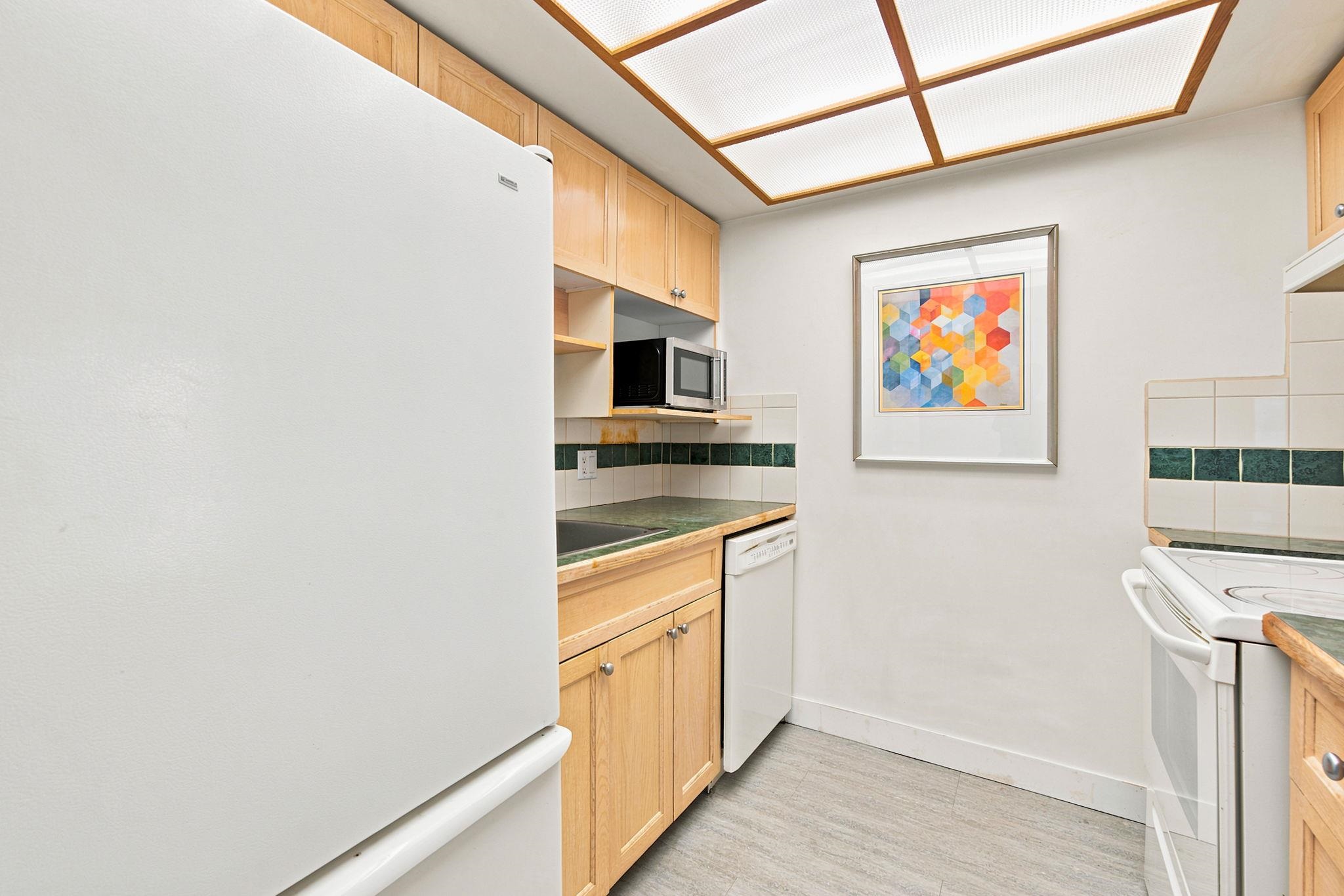 104 2181 PANORAMA DRIVE