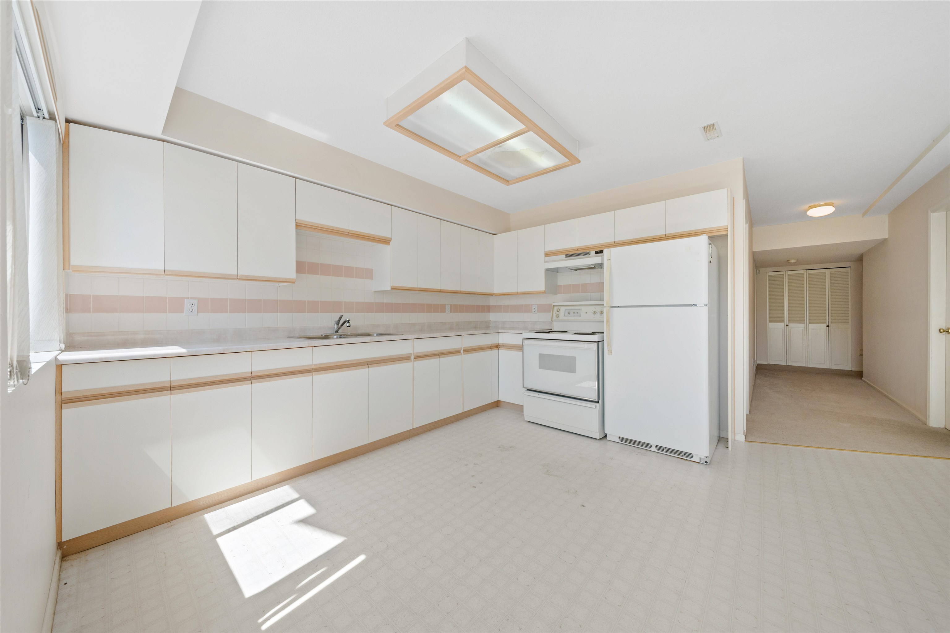 2677 FORTRESS DRIVE