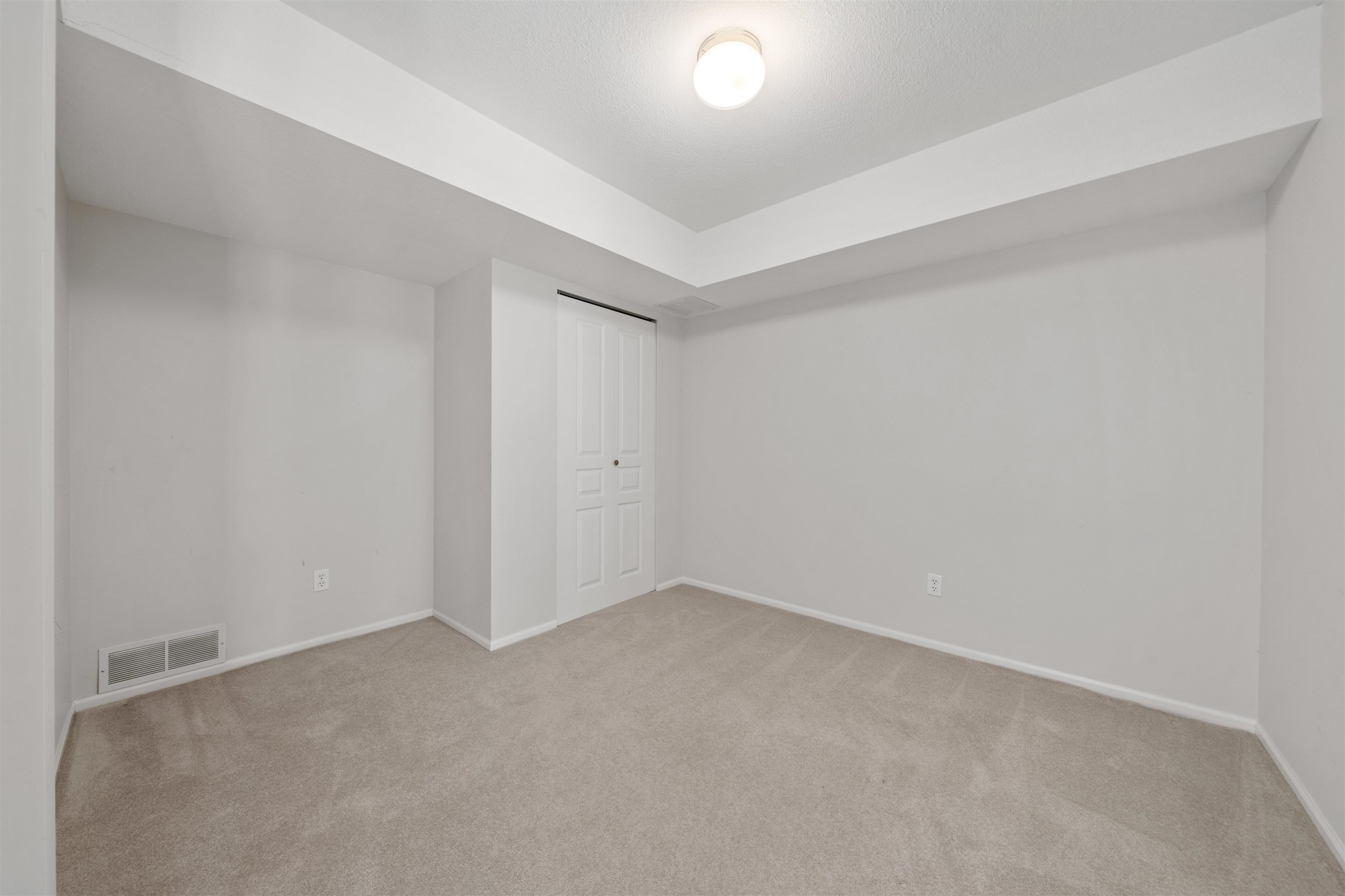 2677 FORTRESS DRIVE