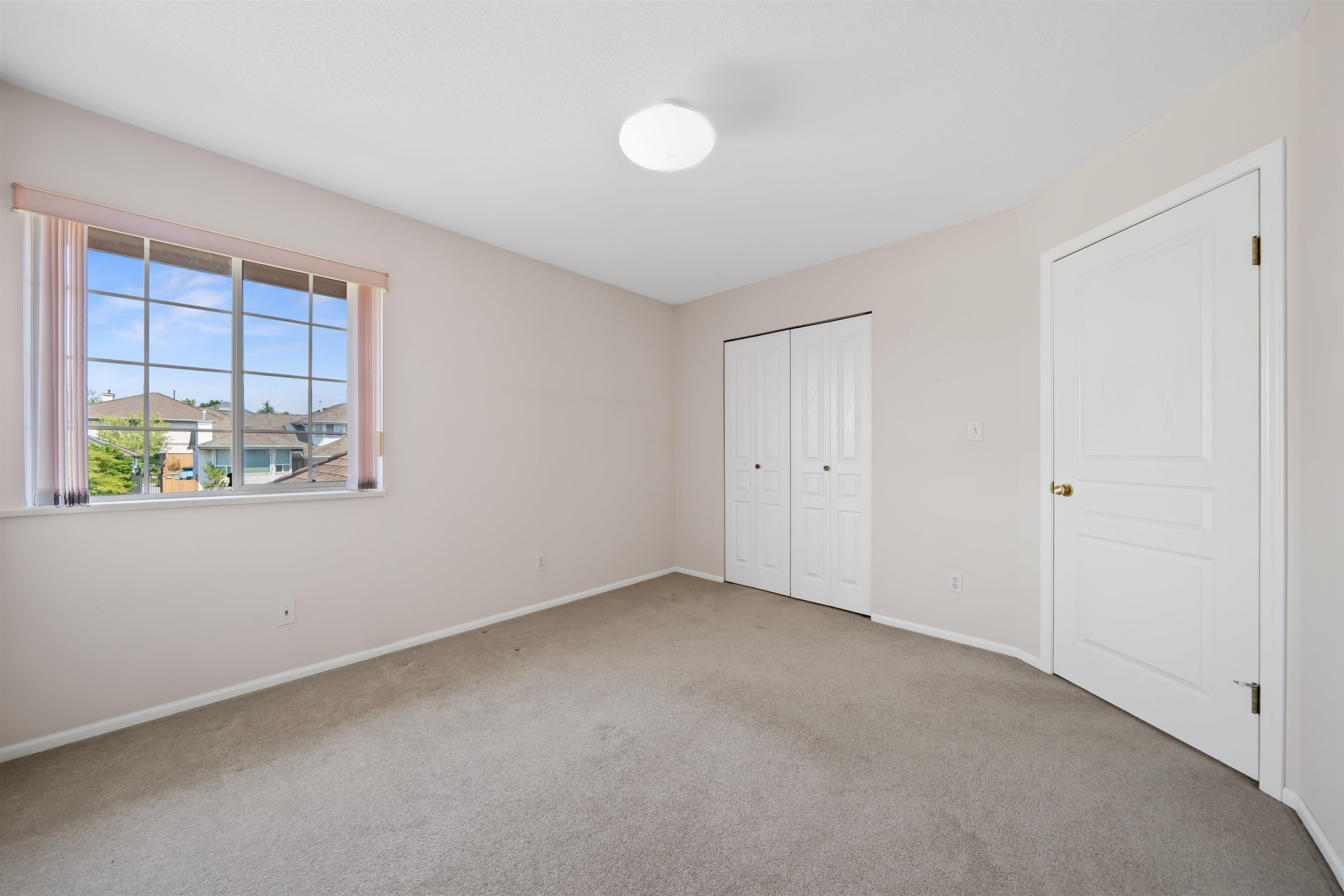 2677 FORTRESS DRIVE
