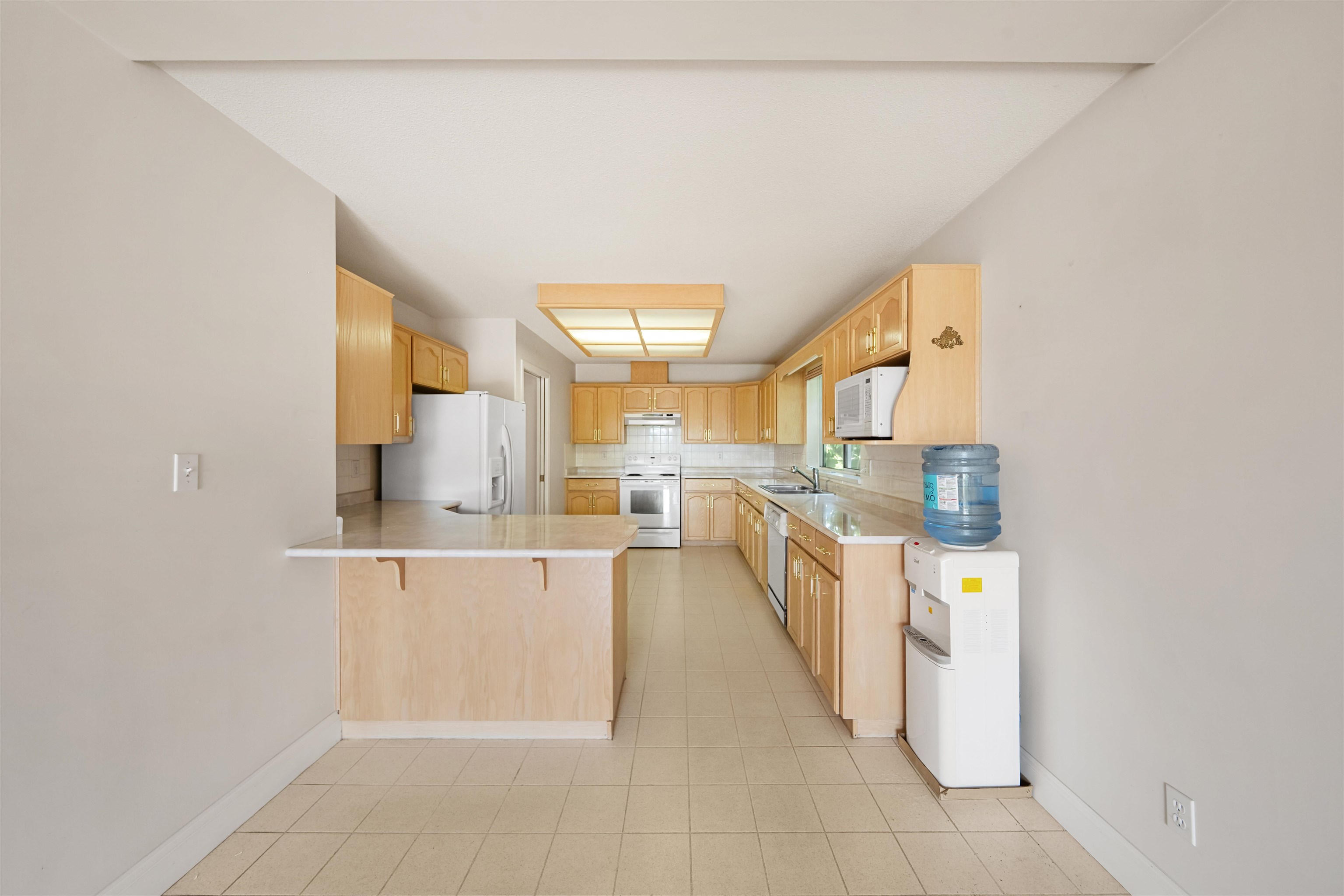 2677 FORTRESS DRIVE