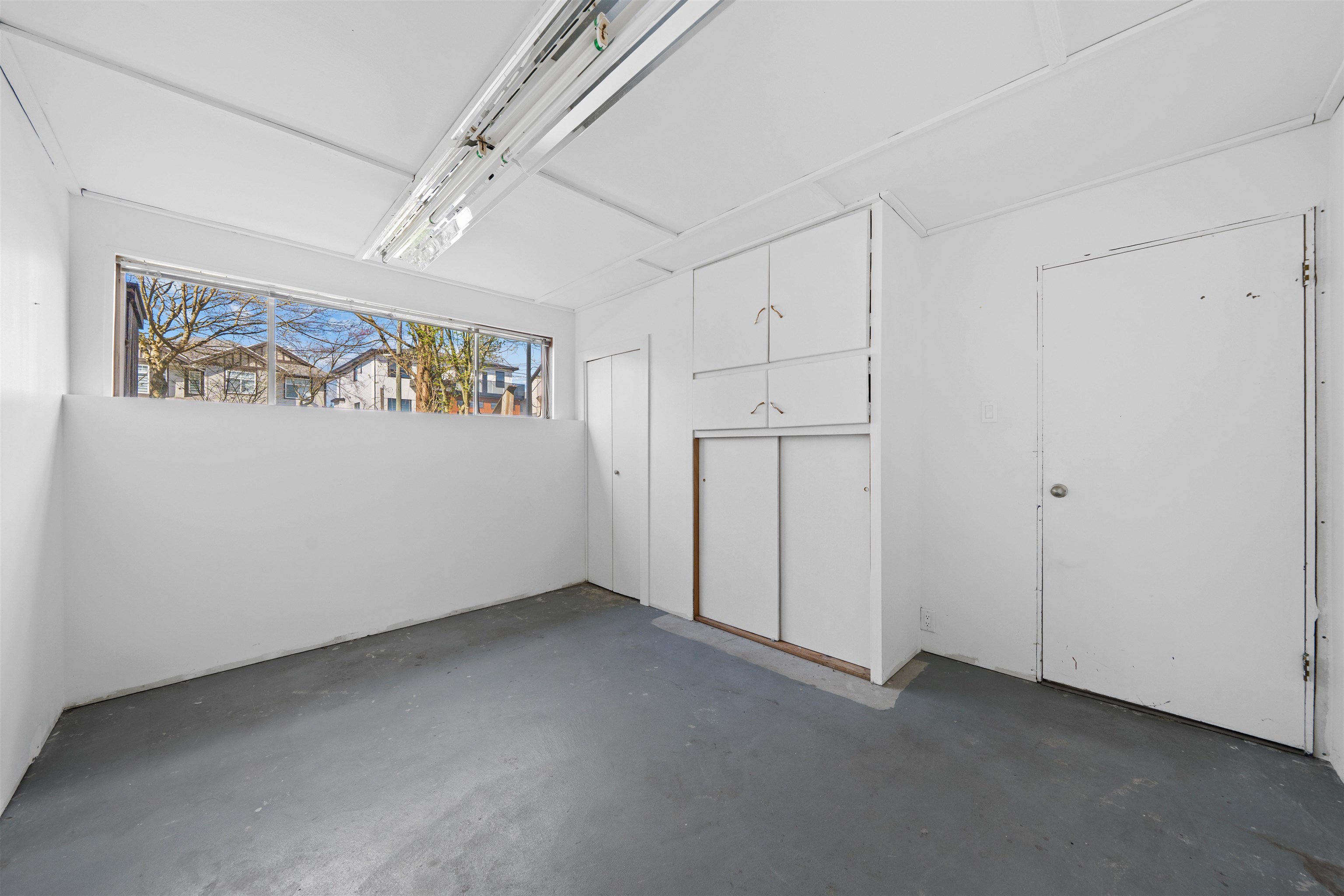 3356 LIVERPOOL STREET