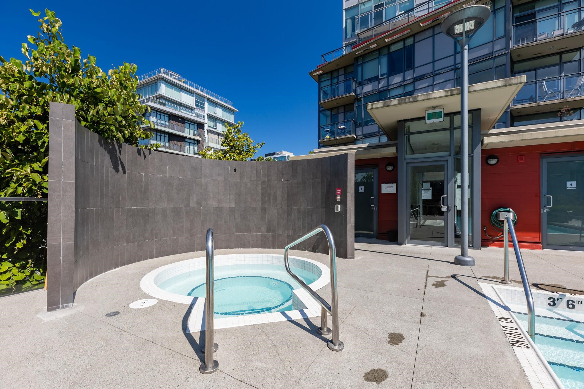 62 W 1ST AVENUE