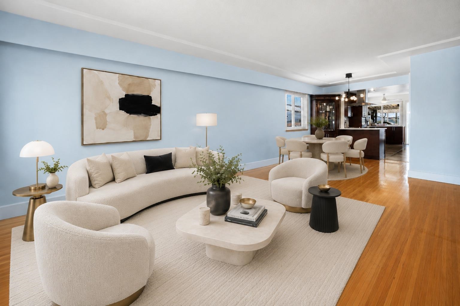 6 SEA AVENUE