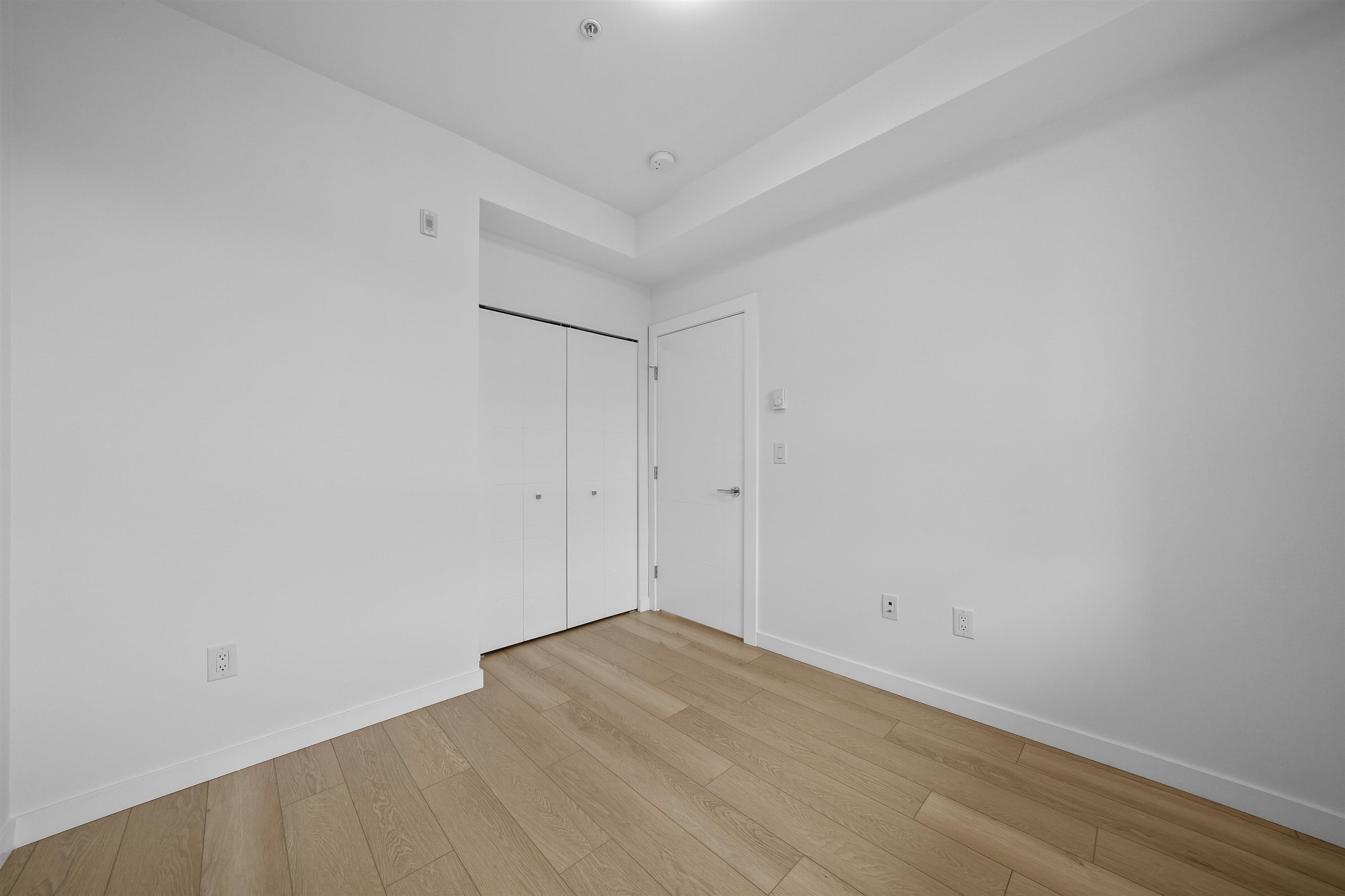510 20695 EASTLEIGH CRESCENT