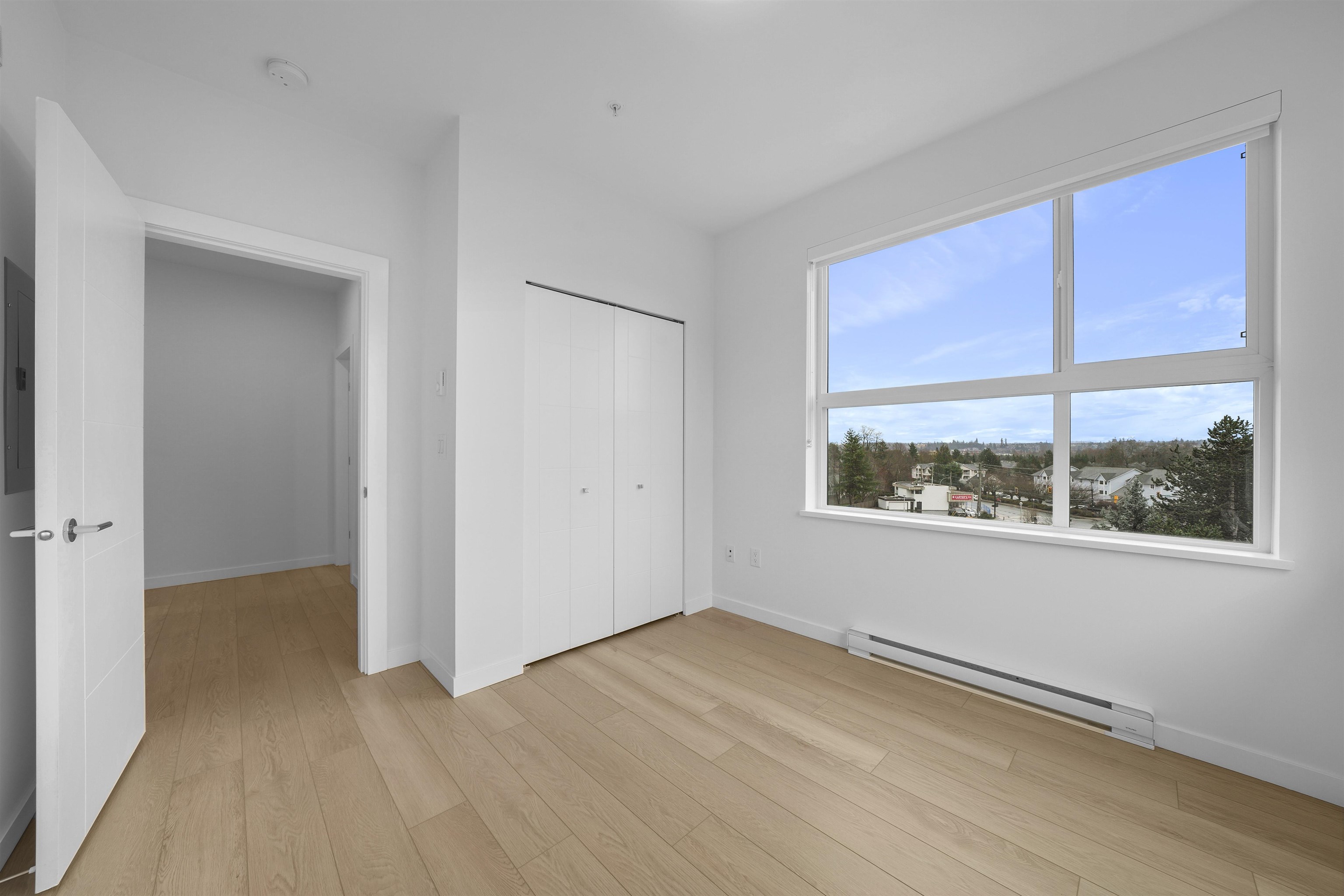 510 20695 EASTLEIGH CRESCENT