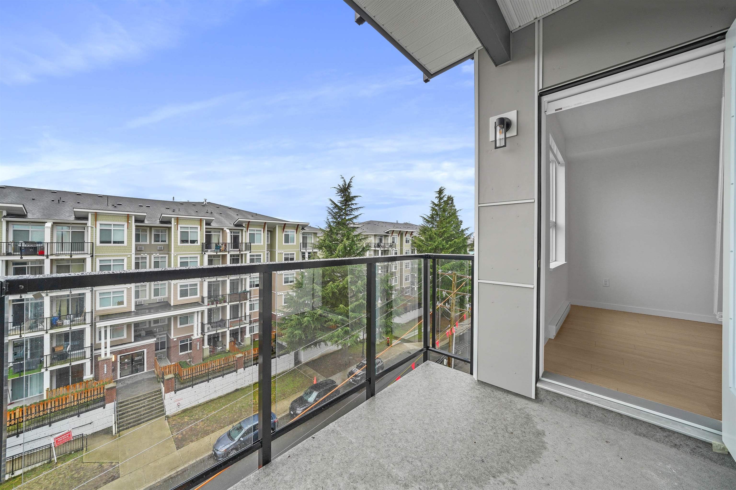 510 20695 EASTLEIGH CRESCENT