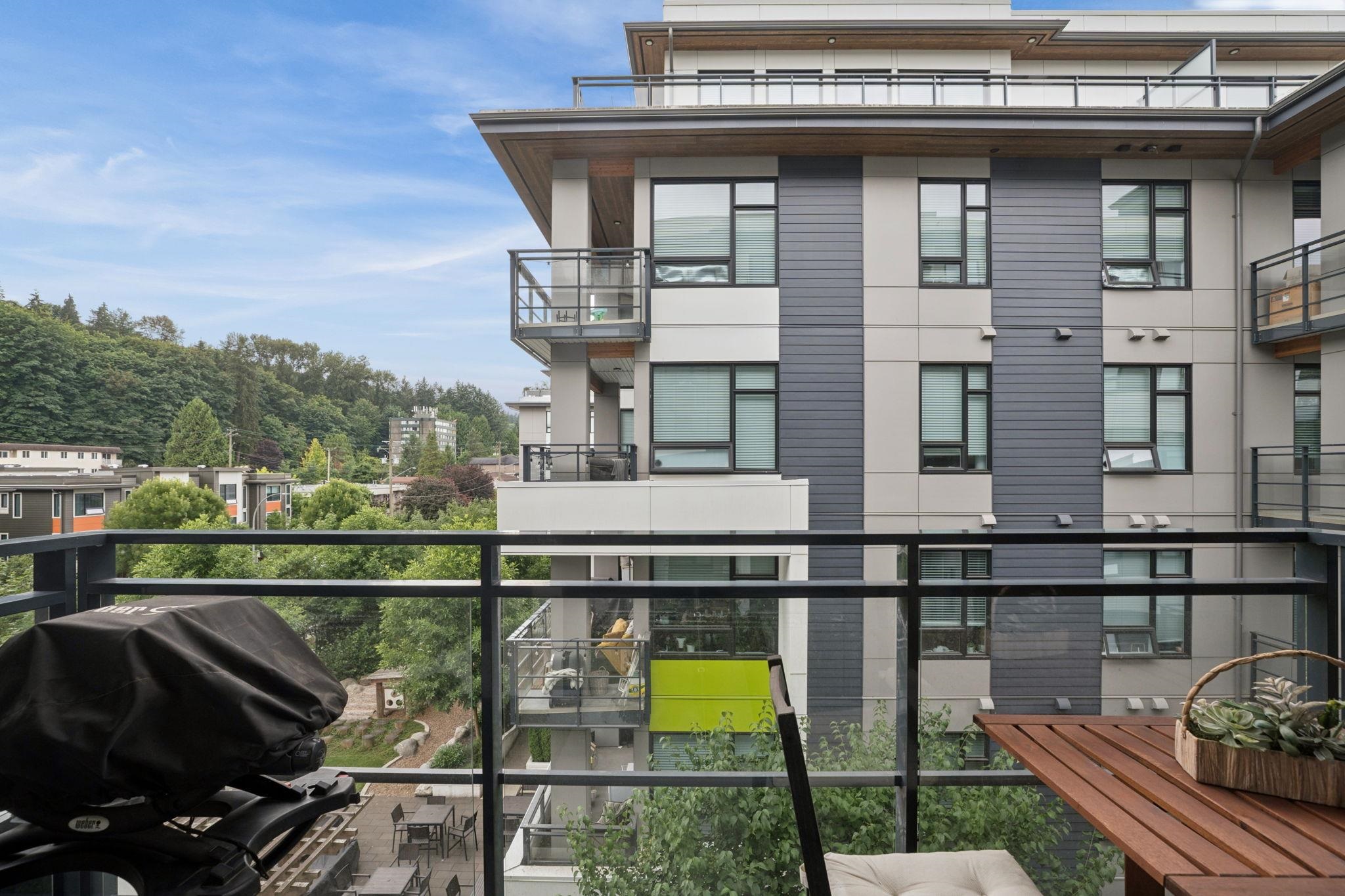 413 3038 ST GEORGE STREET