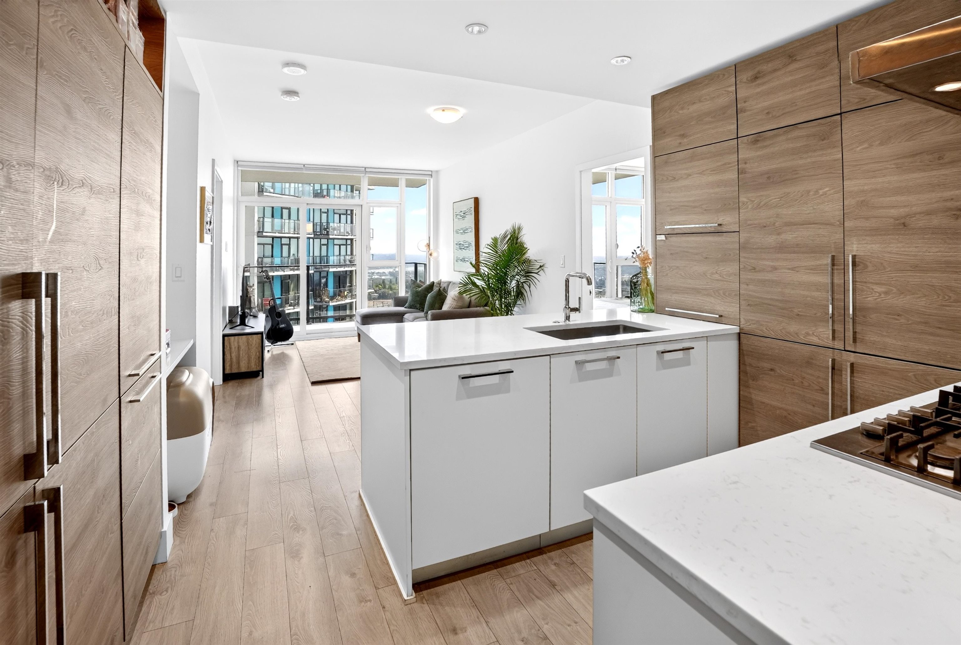 2906 7358 EDMONDS STREET