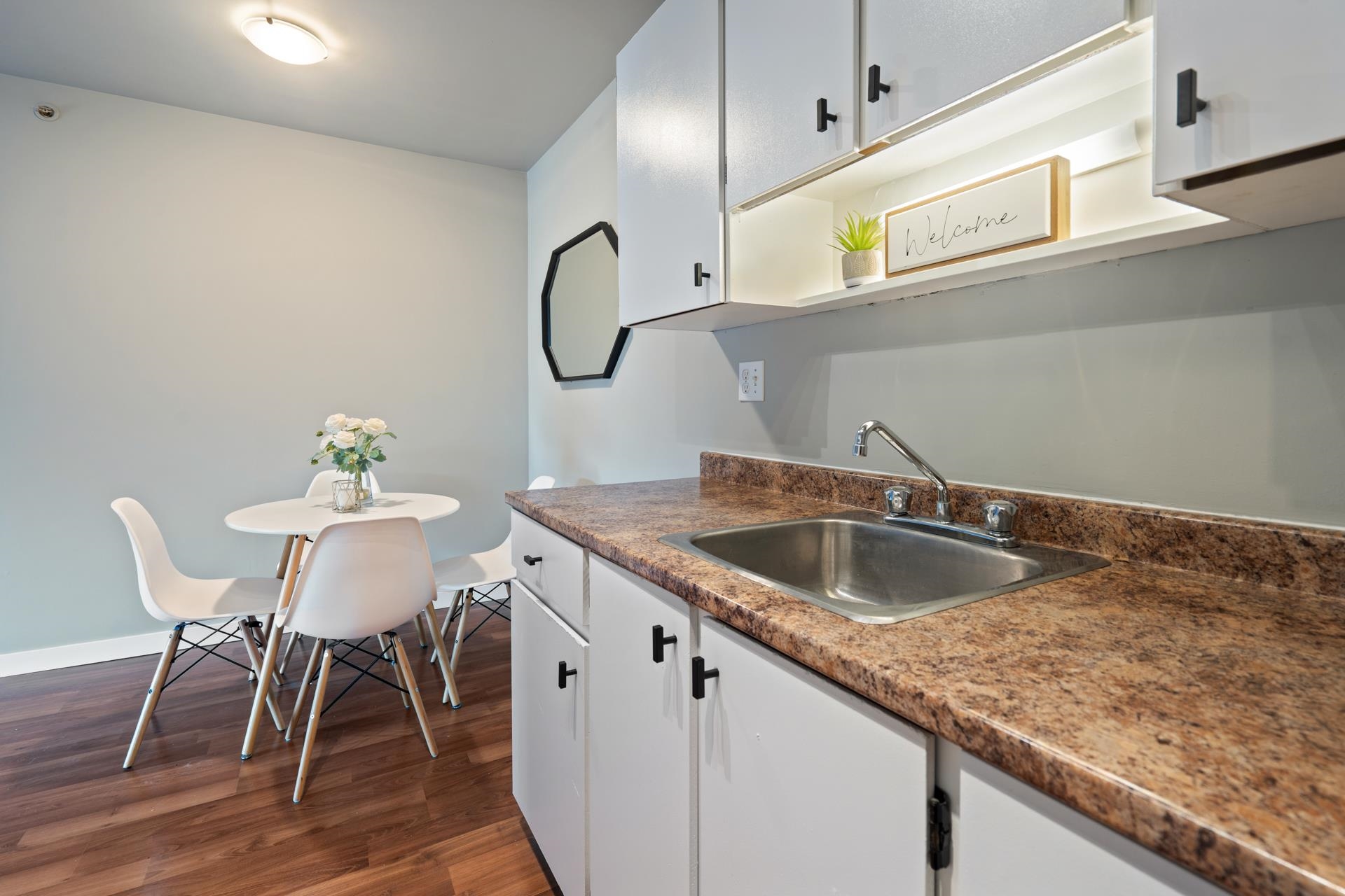 327 1783 -ROSEDALE NO 9 HIGHWAY
