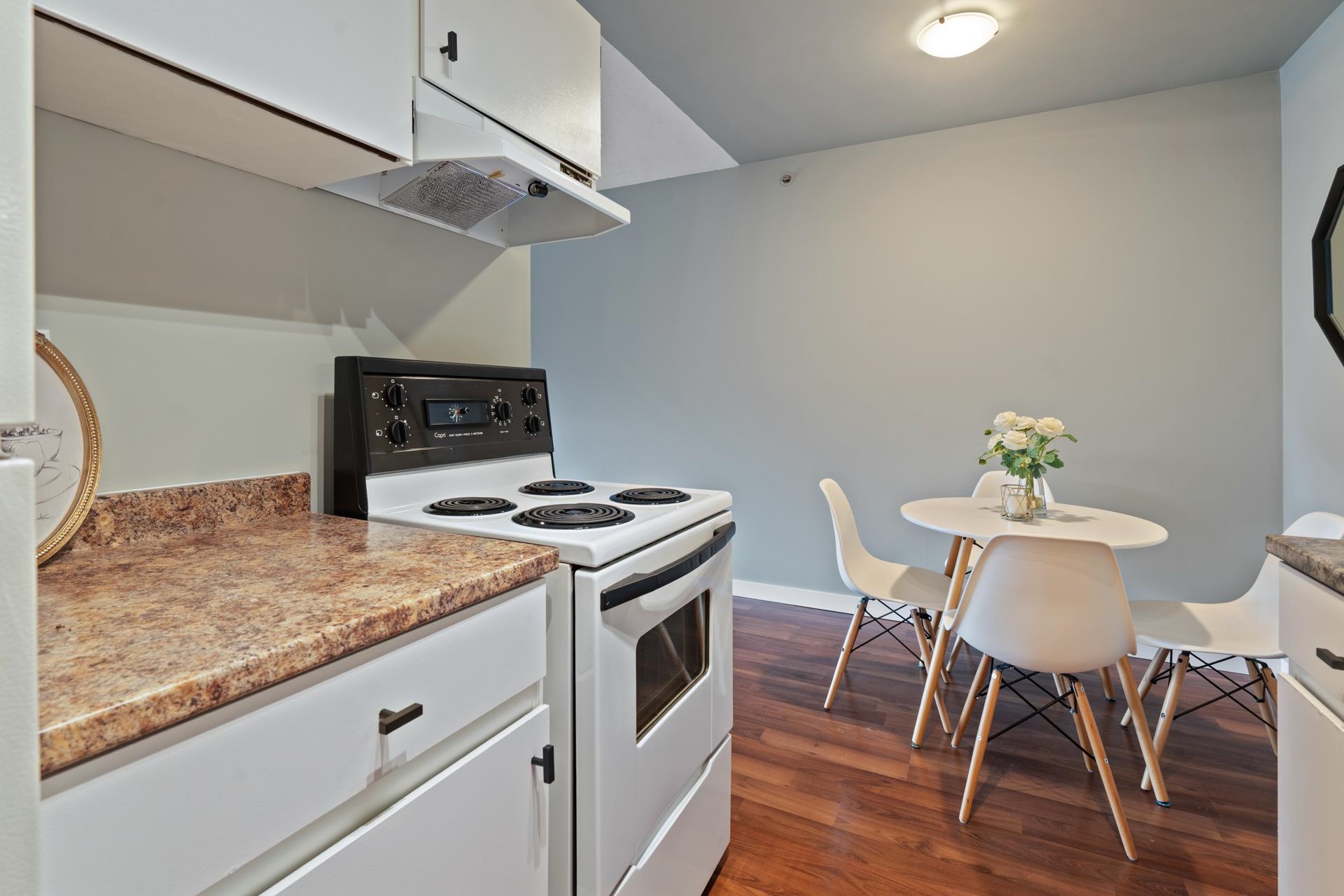327 1783 -ROSEDALE NO 9 HIGHWAY