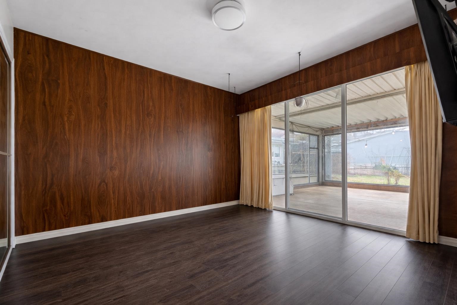 7016 SIERRA DRIVE