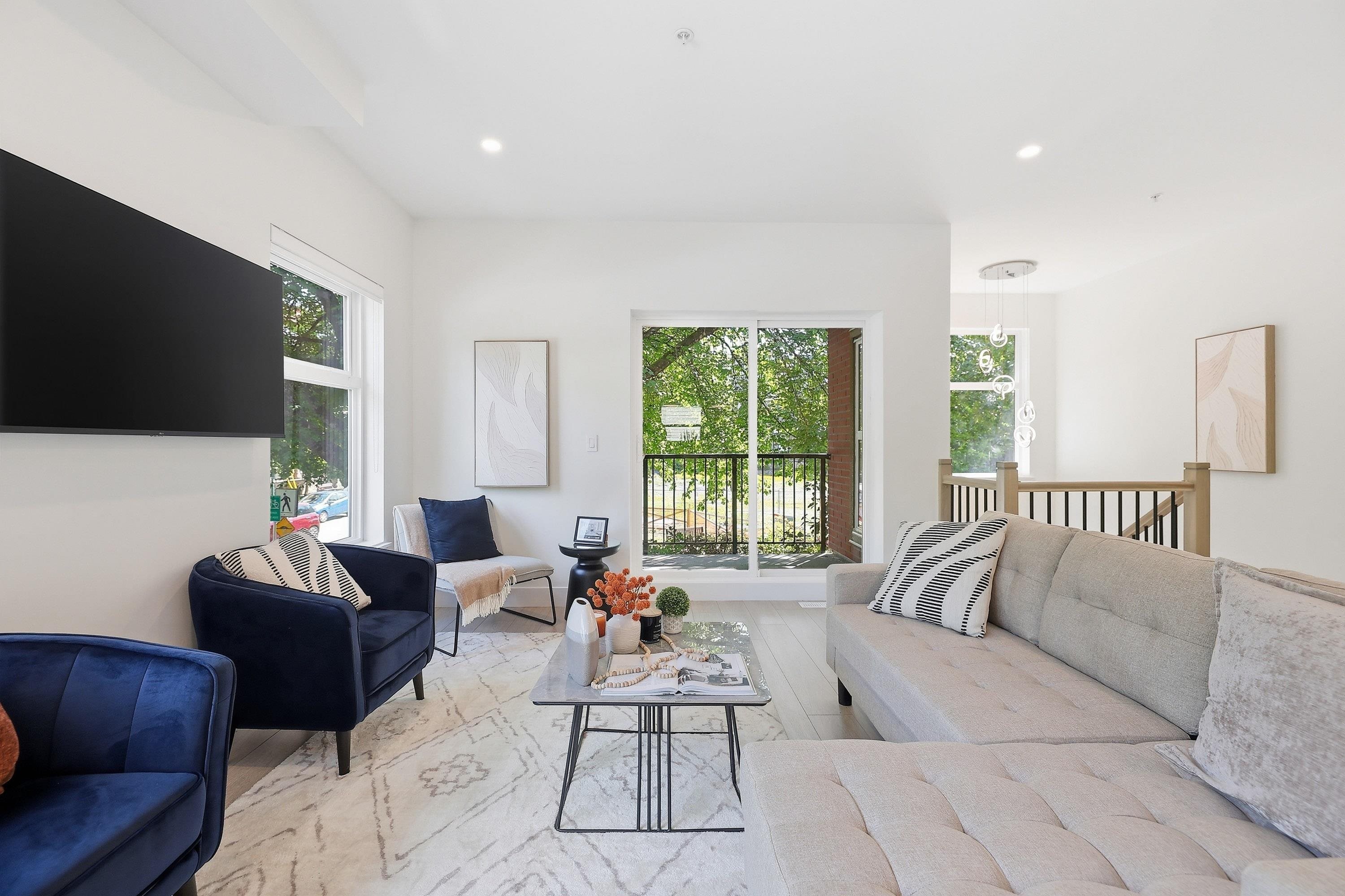 205 2427 MARY HILL ROAD