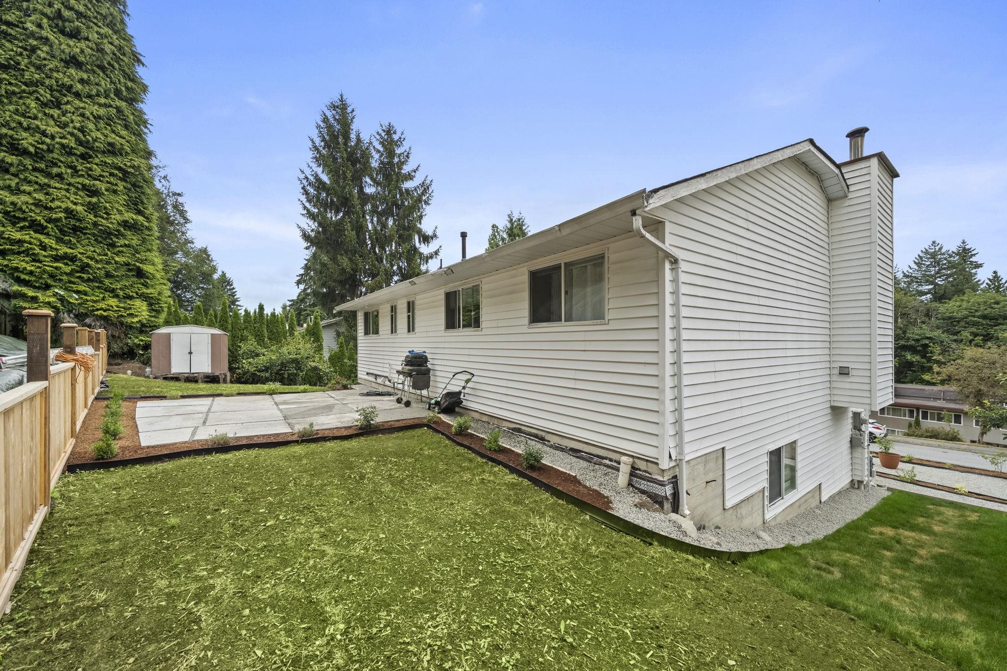 1125 CECILE DRIVE