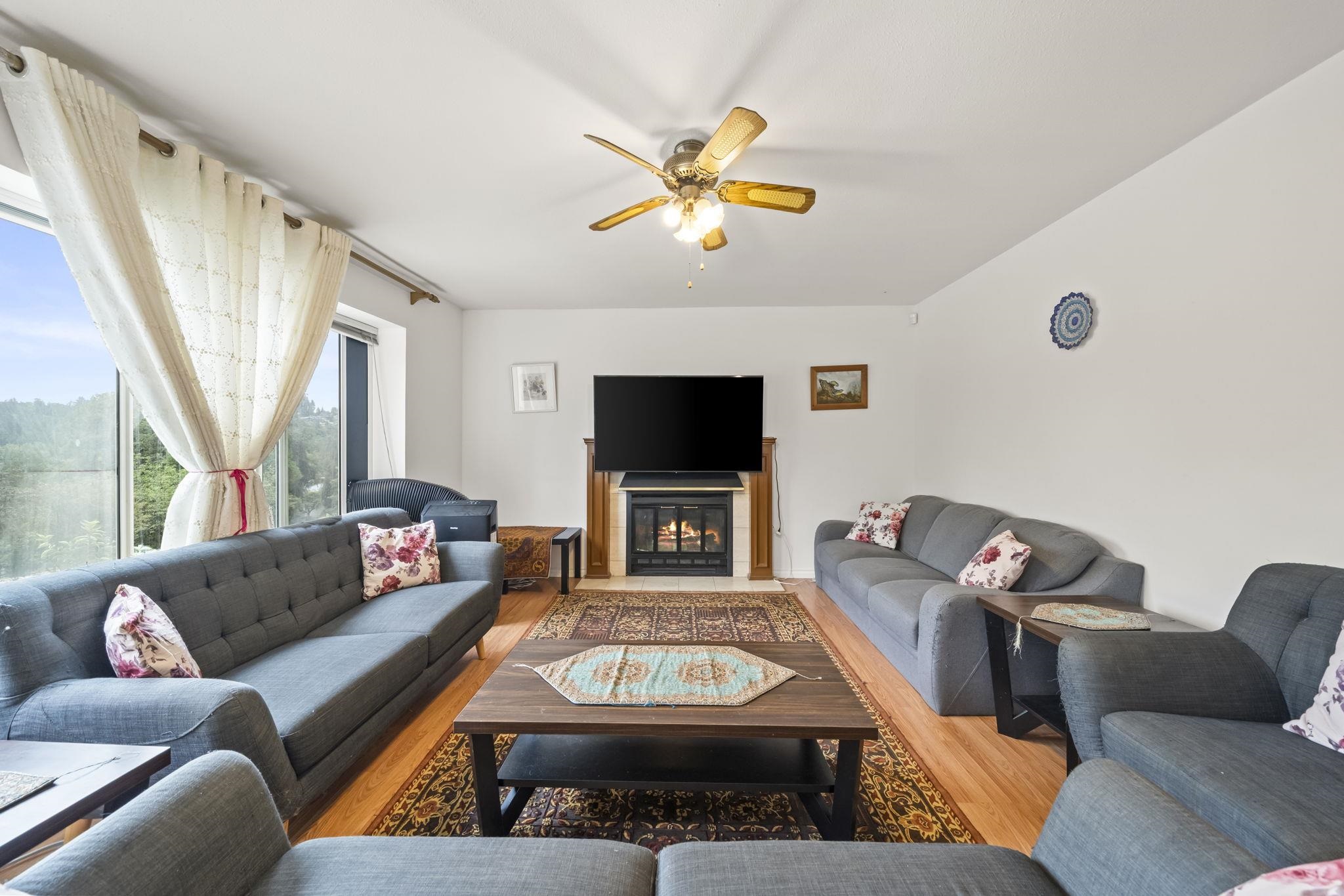 1125 CECILE DRIVE